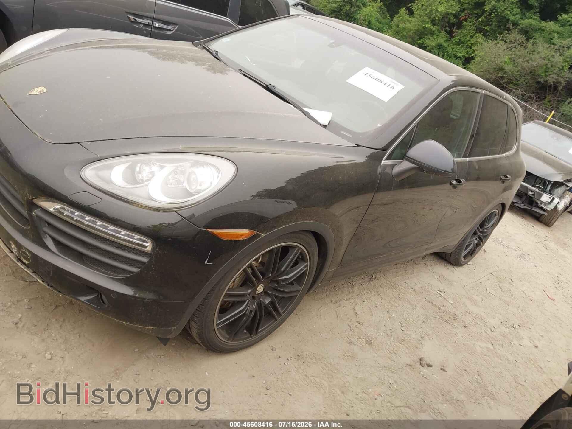 2013 PORSCHE CAYENNE - VIN: WP1AB2A22DLA83461 - Photo 2
