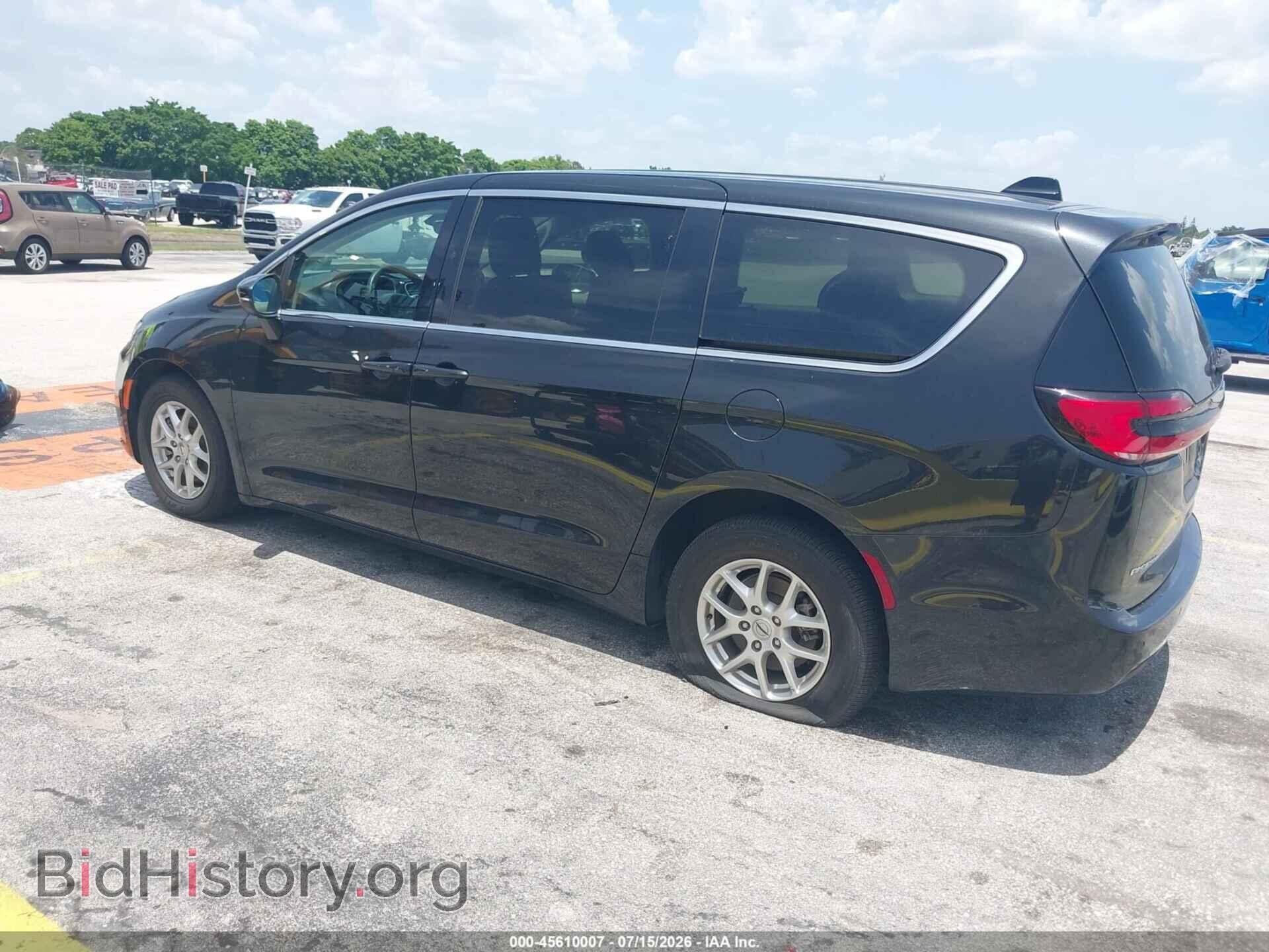 2023 CHRYSLER PACIFICA - VIN: 2C4RC1BG2PR587087 - Photo 3