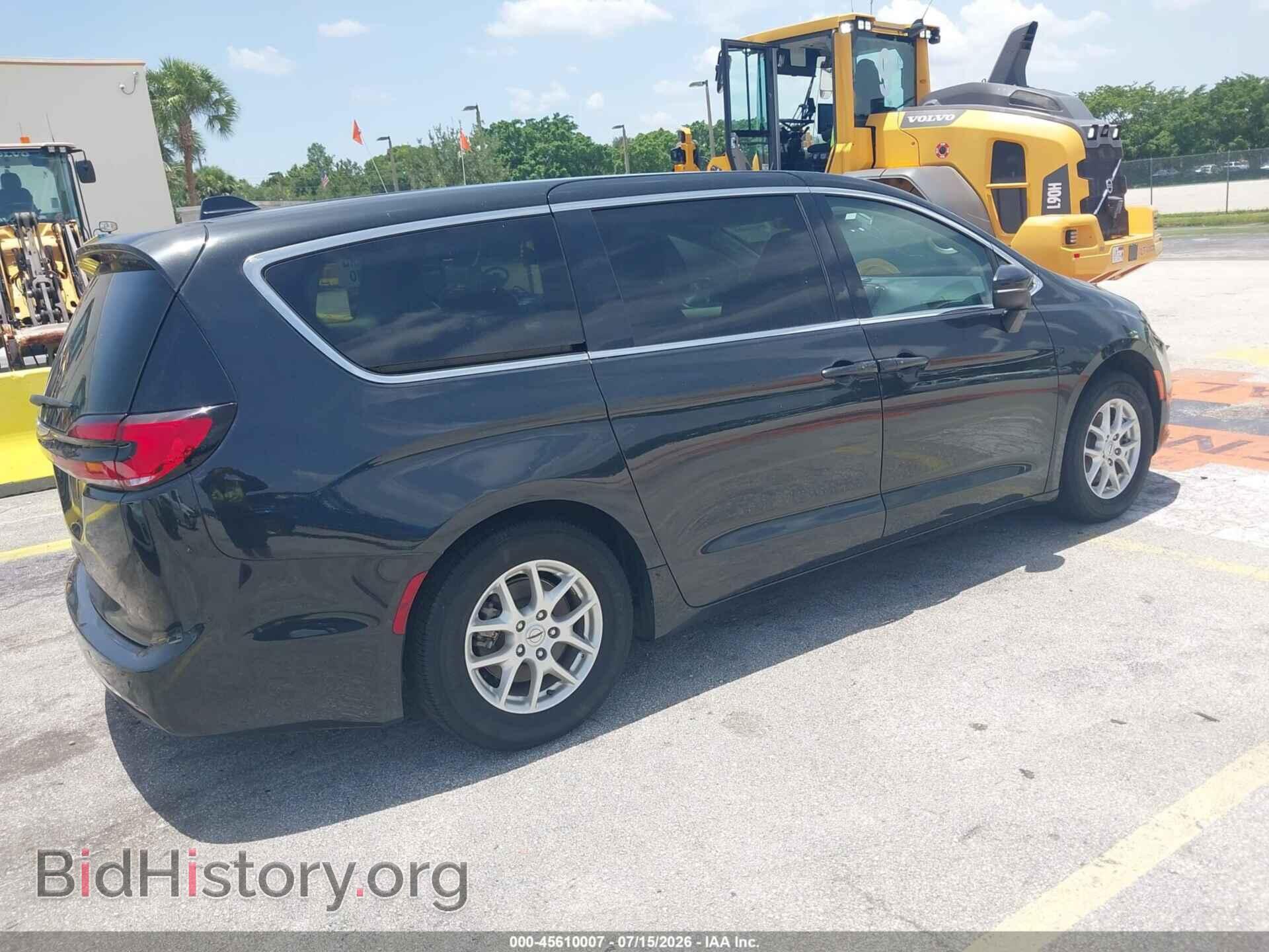 2023 CHRYSLER PACIFICA - VIN: 2C4RC1BG2PR587087 - Photo 4