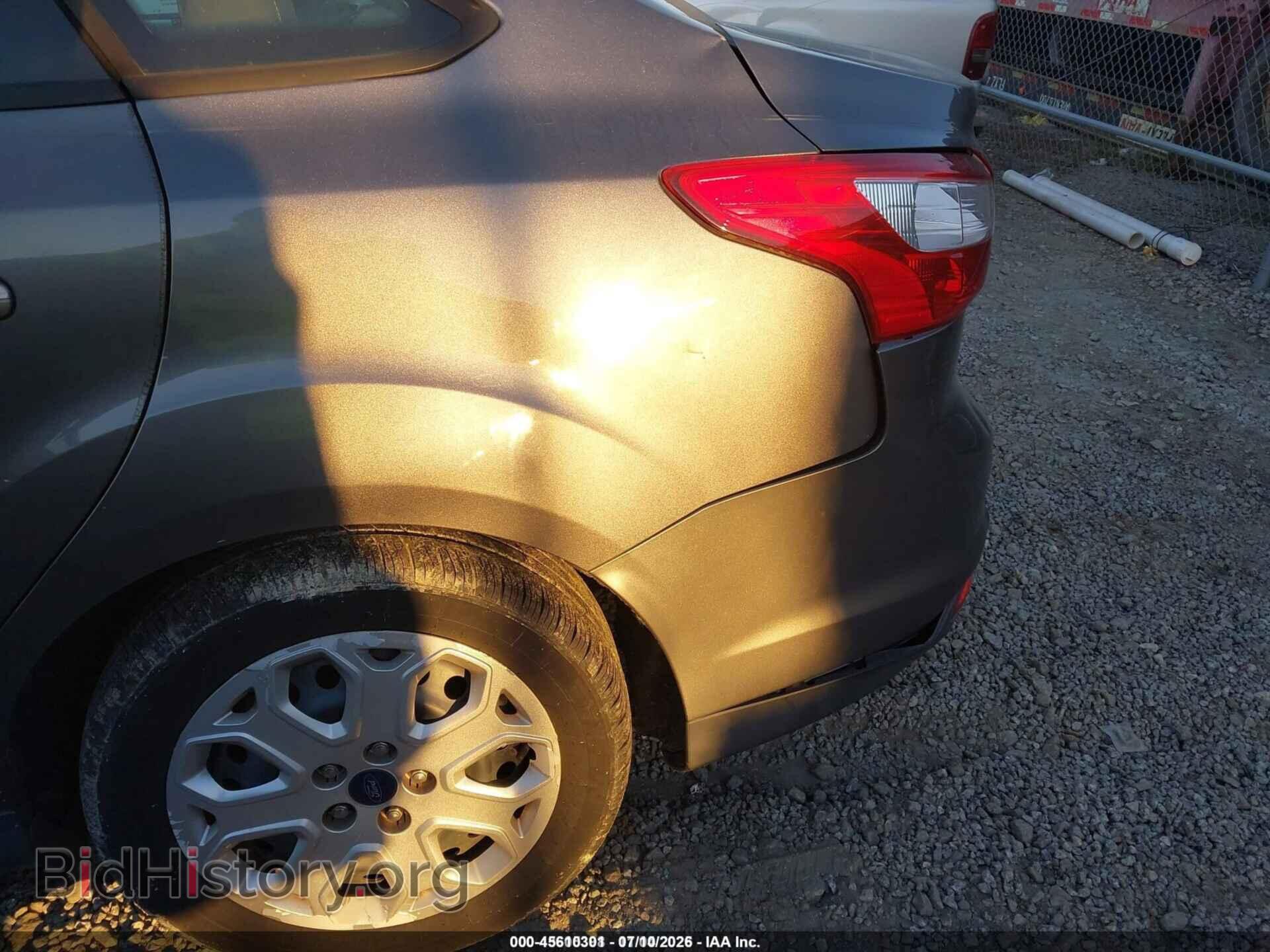 2012 FORD FOCUS - VIN: 1FAHP3F22CL371596 - Photo 6