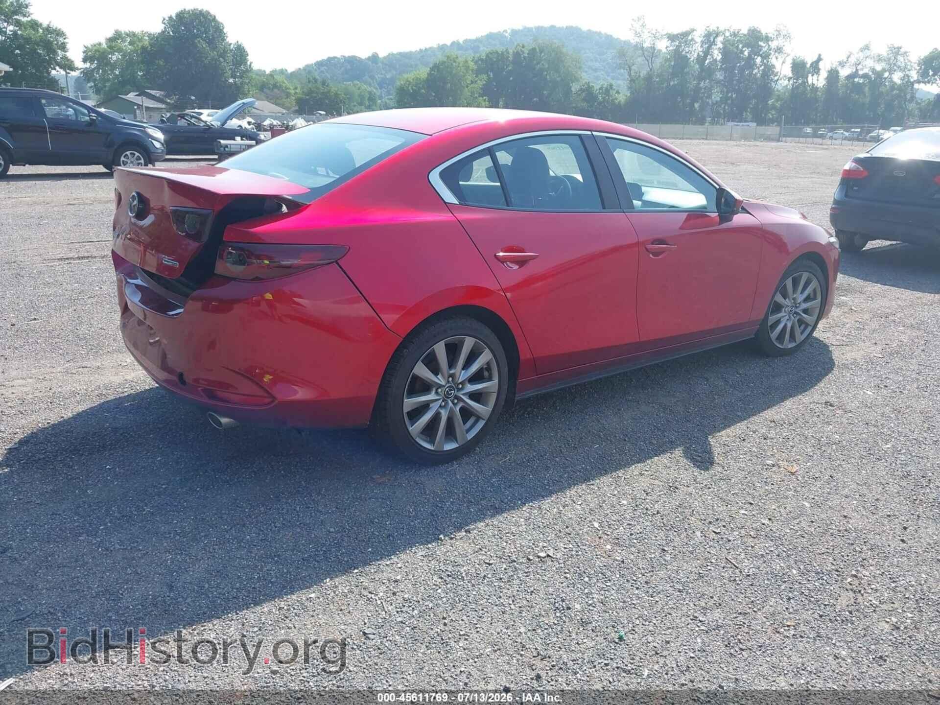 2019 MAZDA MAZDA3 - VIN: JM1BPACL1K1111847 - Photo 4