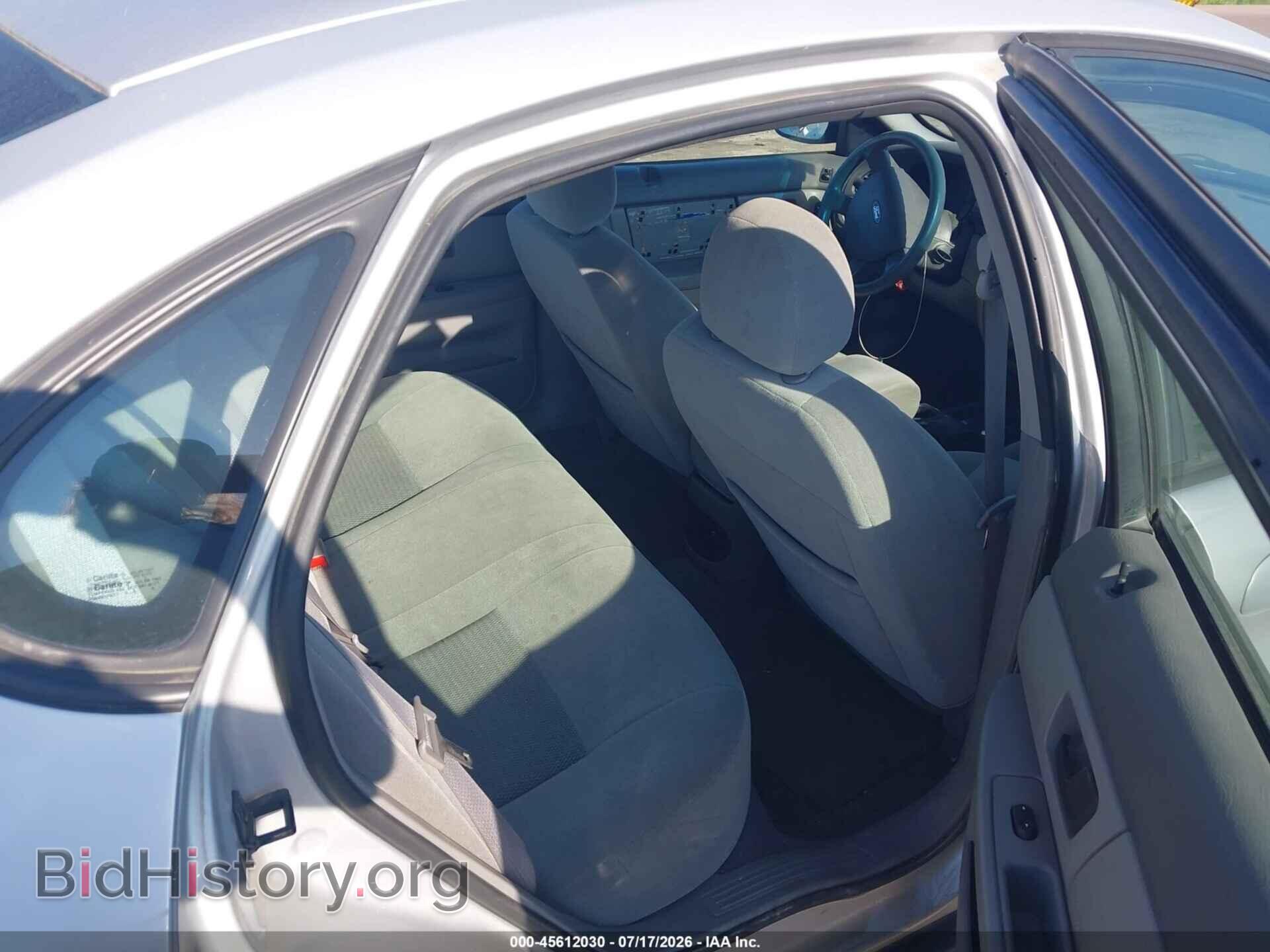 2006 FORD TAURUS - VIN: 1FAFP53216A211362 - Фото 8