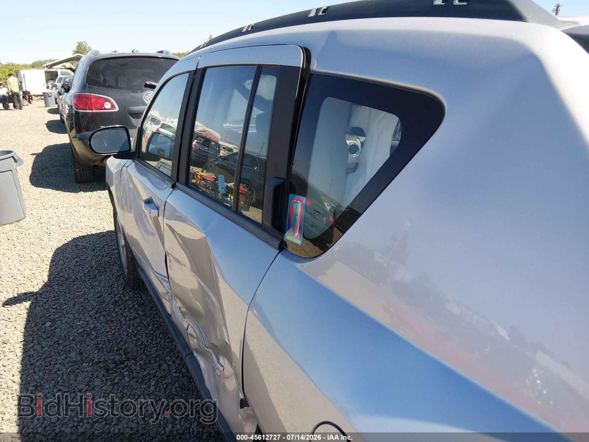 2010 JEEP COMPASS - VIN: 1J4NF4FB7AD649321 - Photo 18