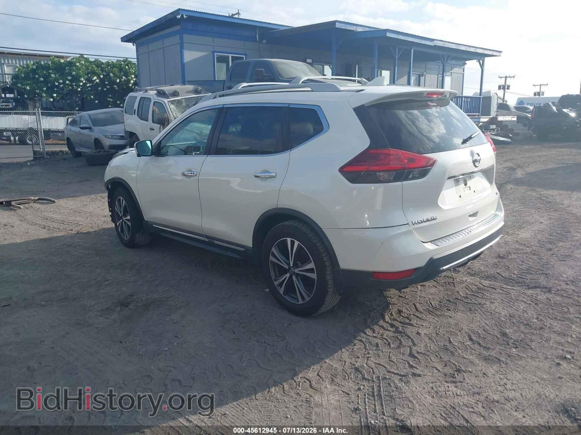 2017 NISSAN ROGUE - VIN: 5N1AT2MT3HC860976 - Фото 3