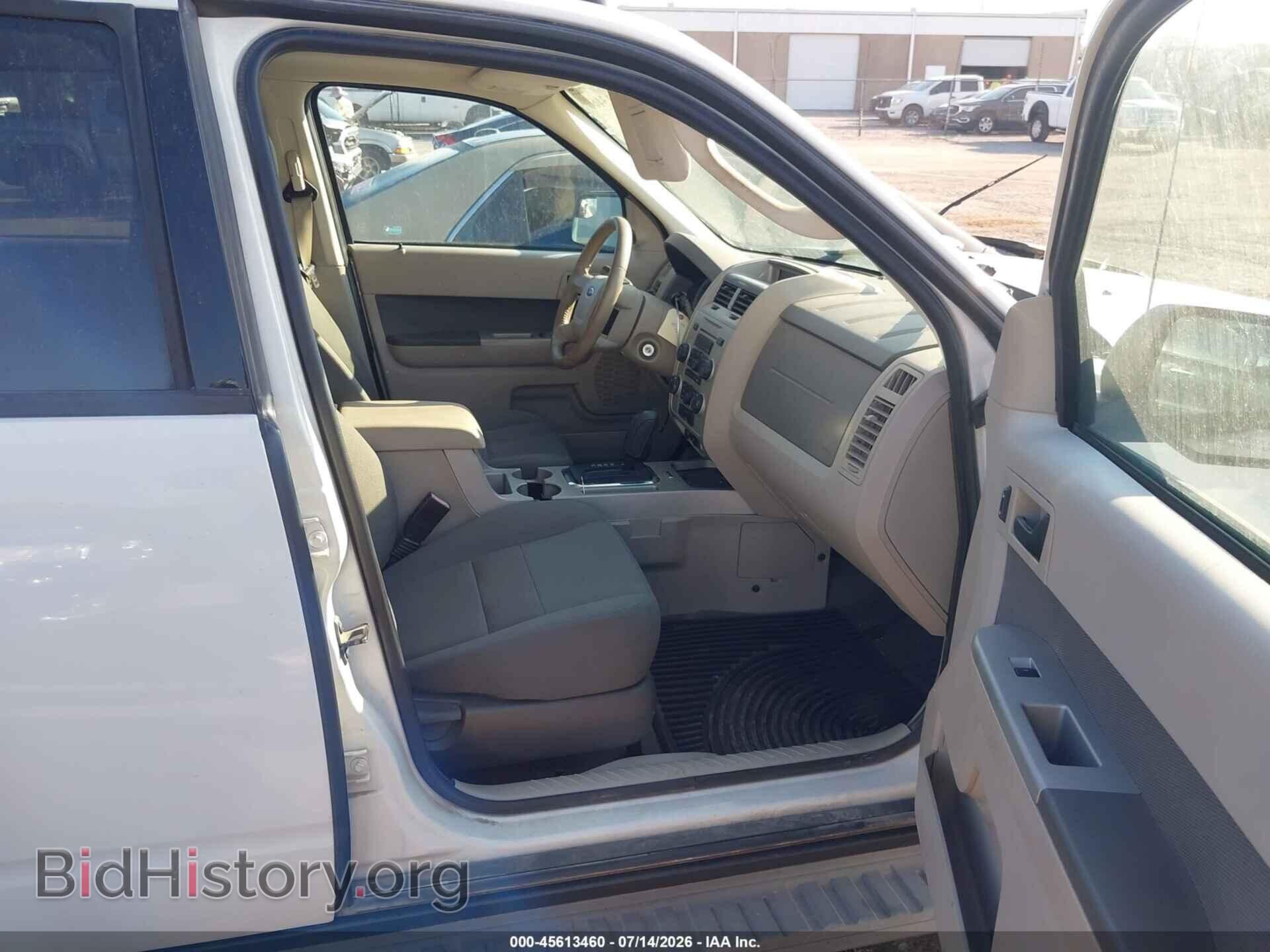 2010 FORD ESCAPE - VIN: 1FMCU0D79AKA69098 - Photo 5