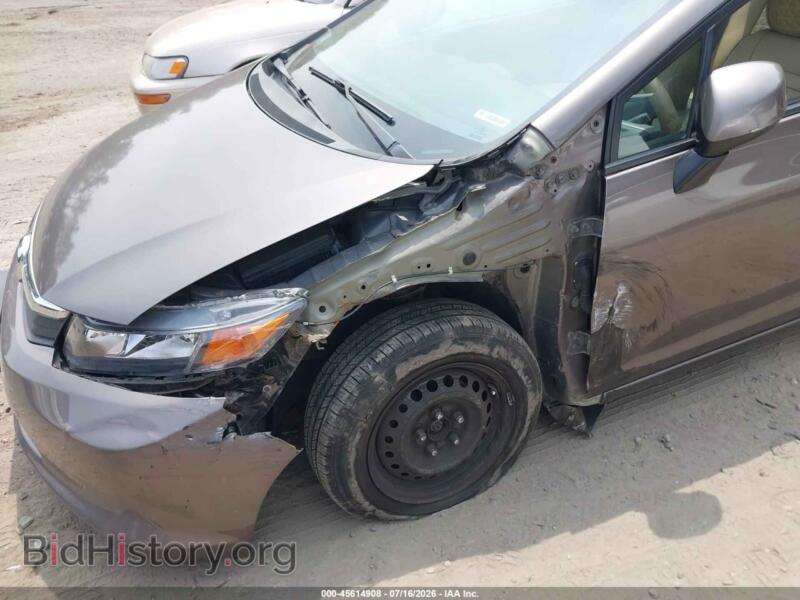 2012 Honda CIVIC (VIN 2HGFB2F5XCH554246) — фото 6 из 11