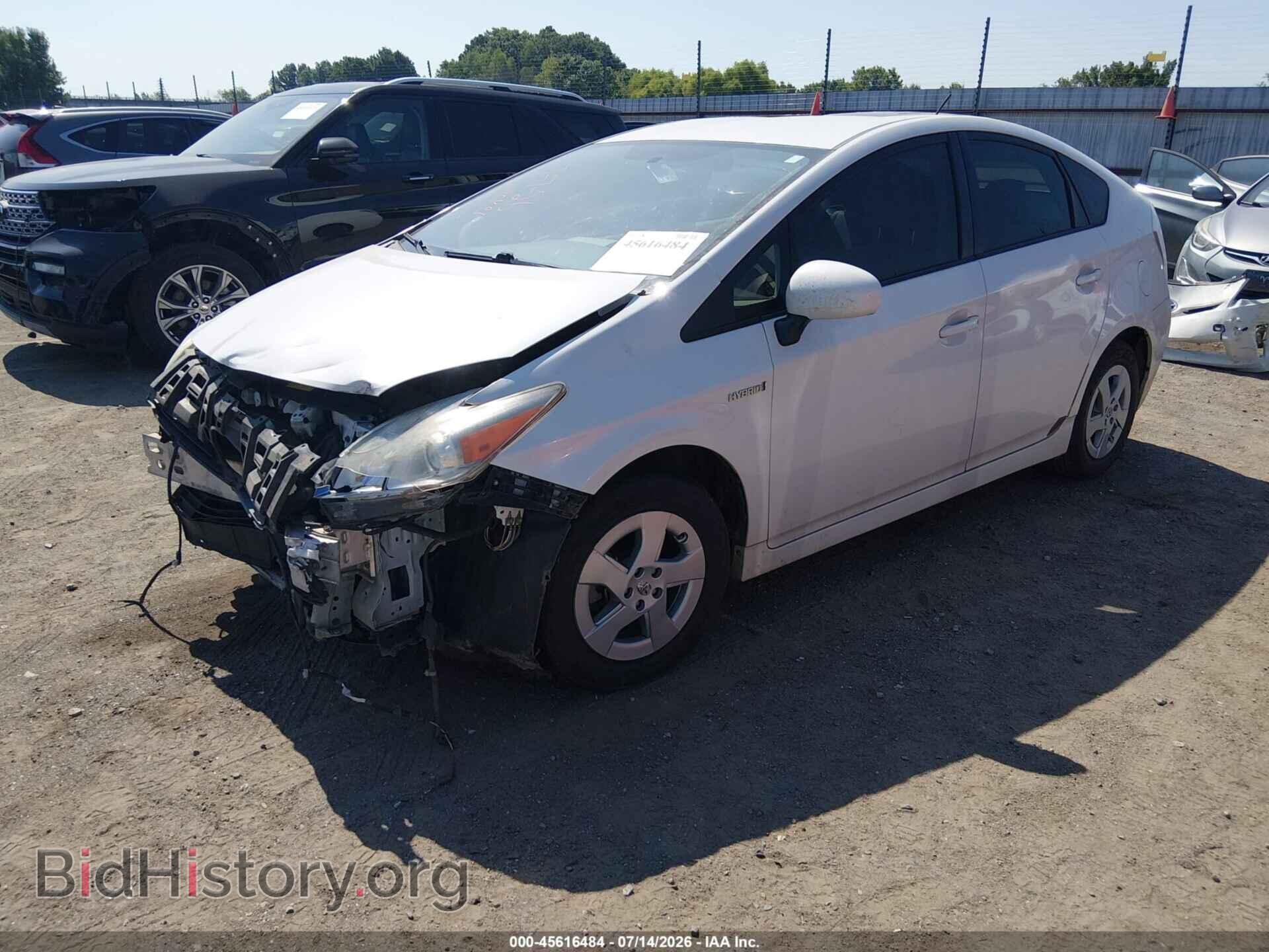 2011 TOYOTA PRIUS - VIN: JTDKN3DU5B5335589 - Фото 2