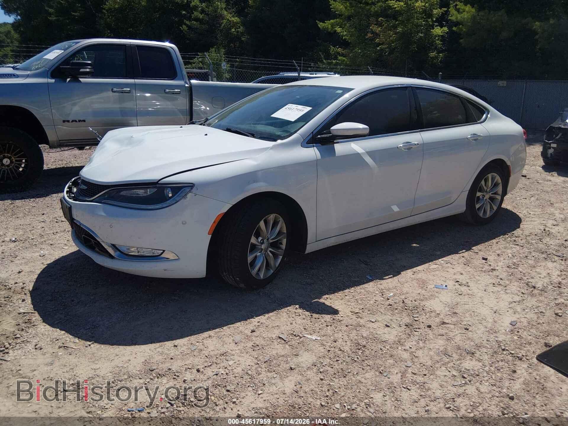 2015 CHRYSLER 200 - VIN: 1C3CCCCB7FN734010 - Photo 2