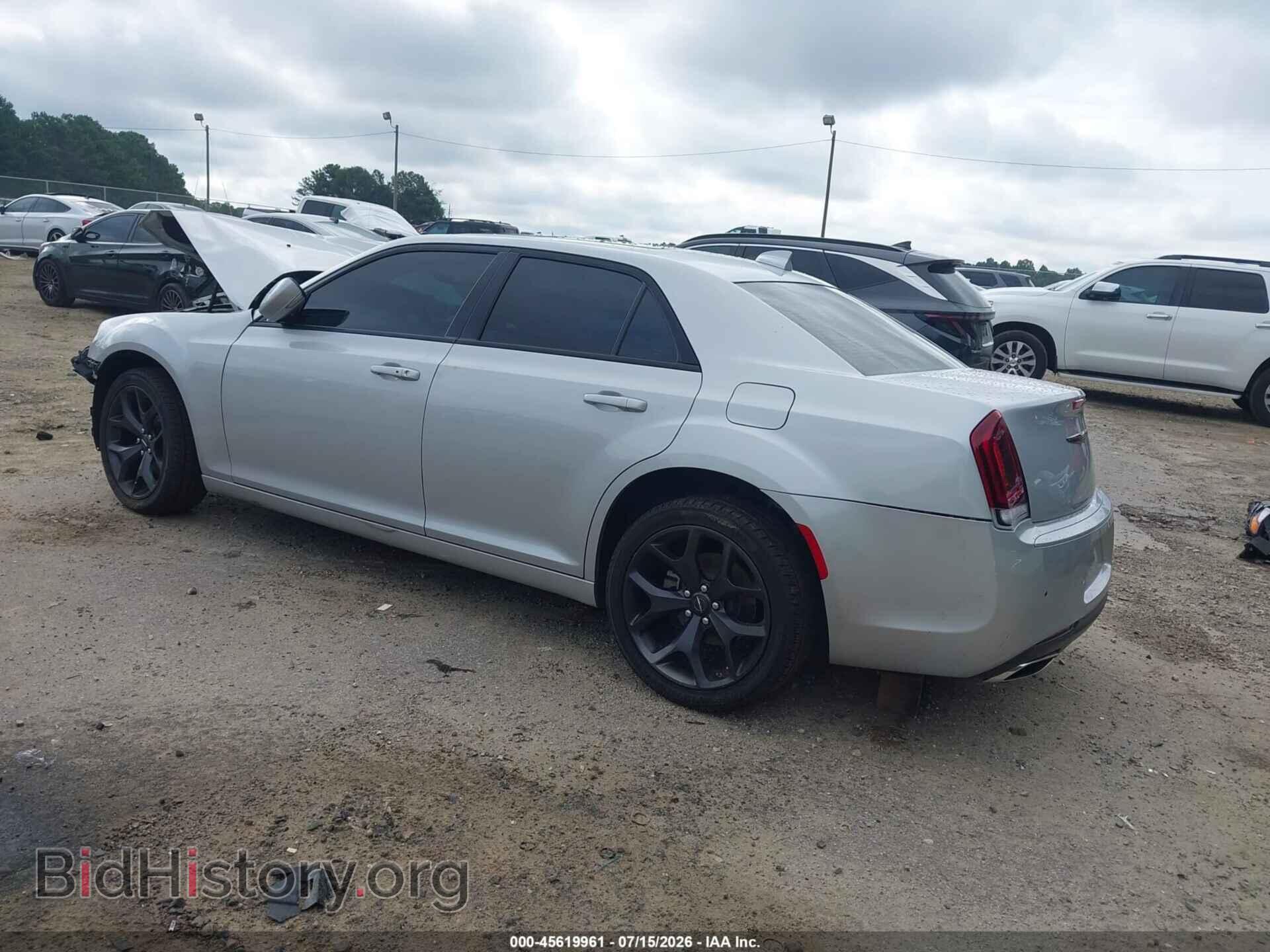 2023 CHRYSLER 300 - VIN: 2C3CCABG8PH637264 - Photo 3