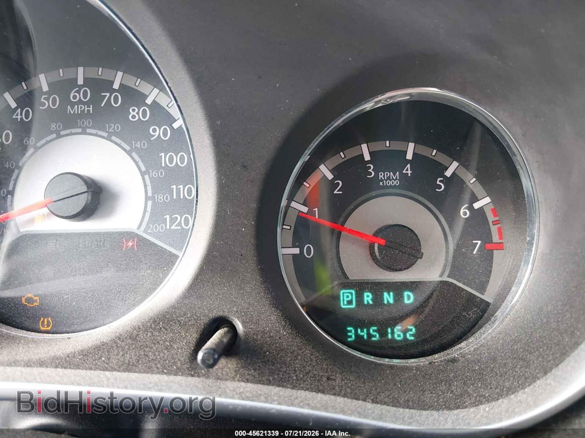 2011 CHRYSLER 200 - VIN: 1C3BC2FB1BN504877 - Фото 7