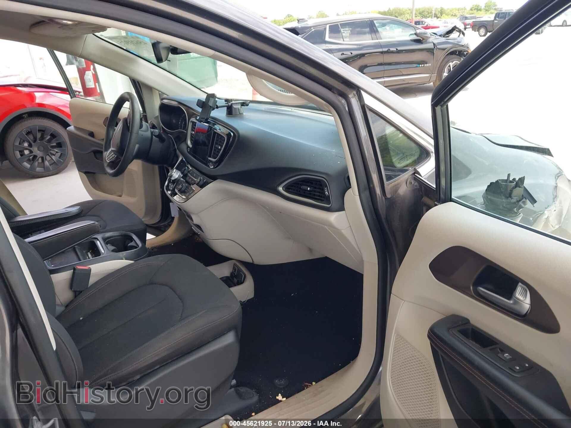2017 CHRYSLER PACIFICA - VIN: 2C4RC1BG8HR770687 - Фото 5