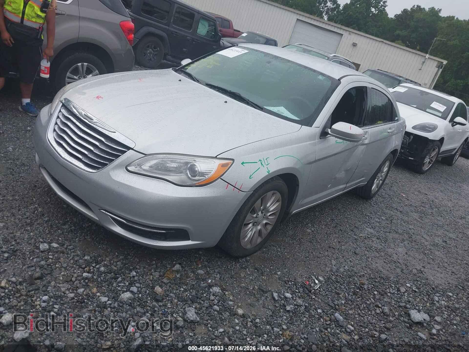 2012 CHRYSLER 200 - VIN: 1C3CCBAB9CN104949 - Фото 2