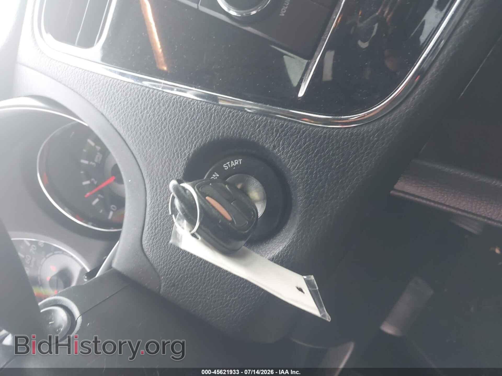 2012 CHRYSLER 200 - VIN: 1C3CCBAB9CN104949 - Фото 11