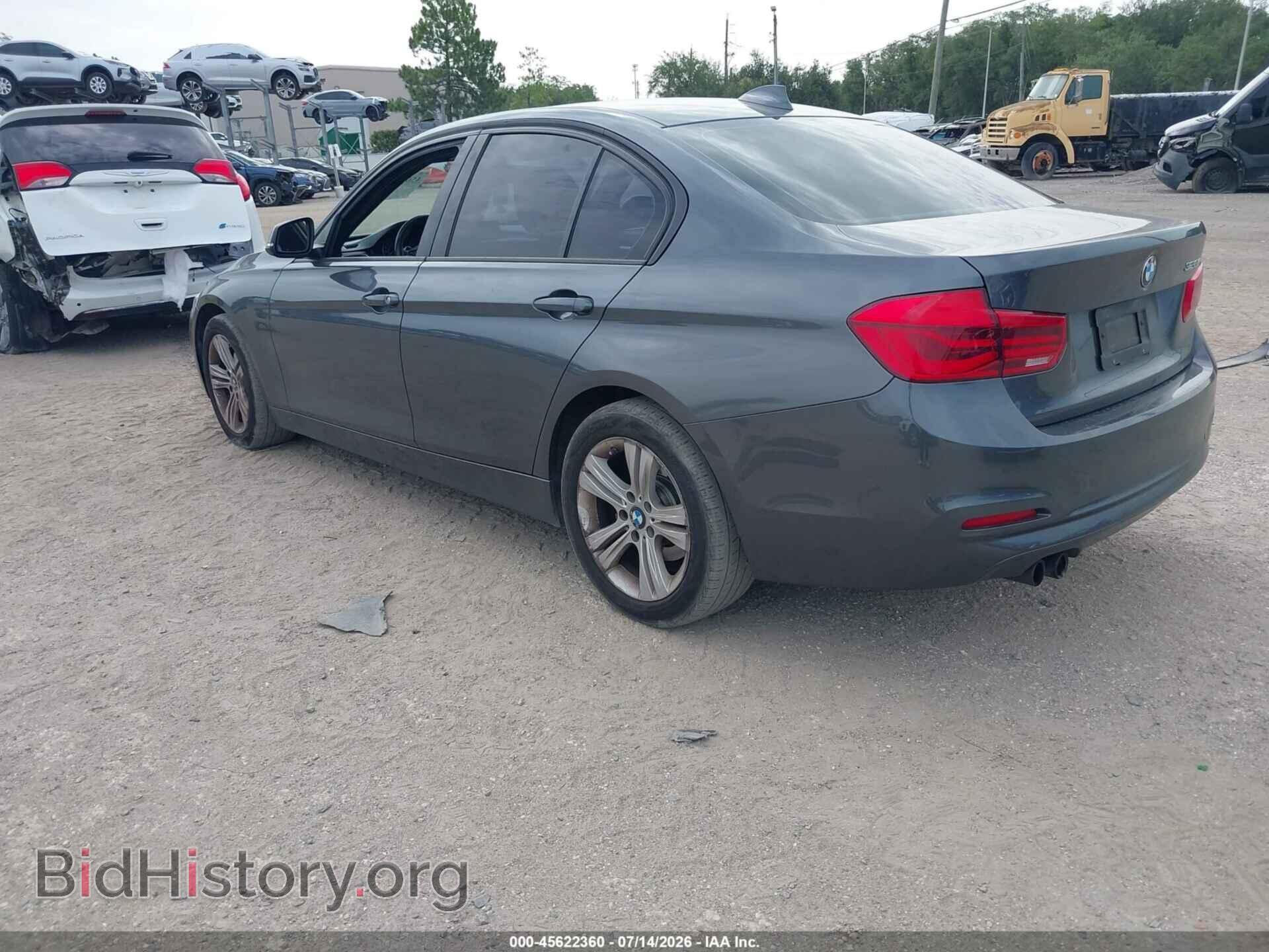 2016 BMW 328I - VIN: WBA8E9G57GNU30077 - Фото 3