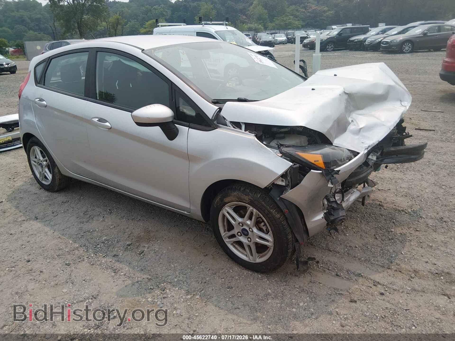 Photo 3FADP4EJ1KM155555 - FORD FIESTA 2019
