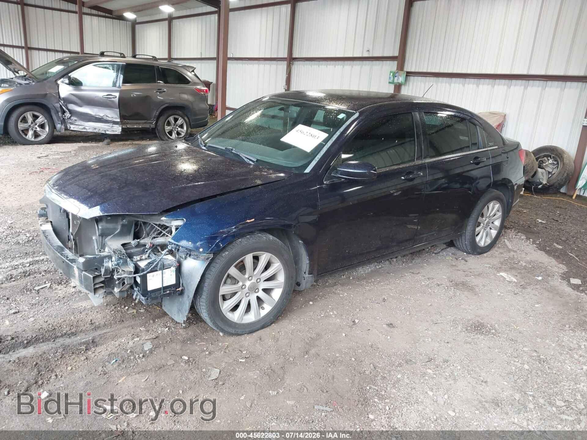 2012 CHRYSLER 200 - VIN: 1C3CCBBB2CN125009 - Photo 2