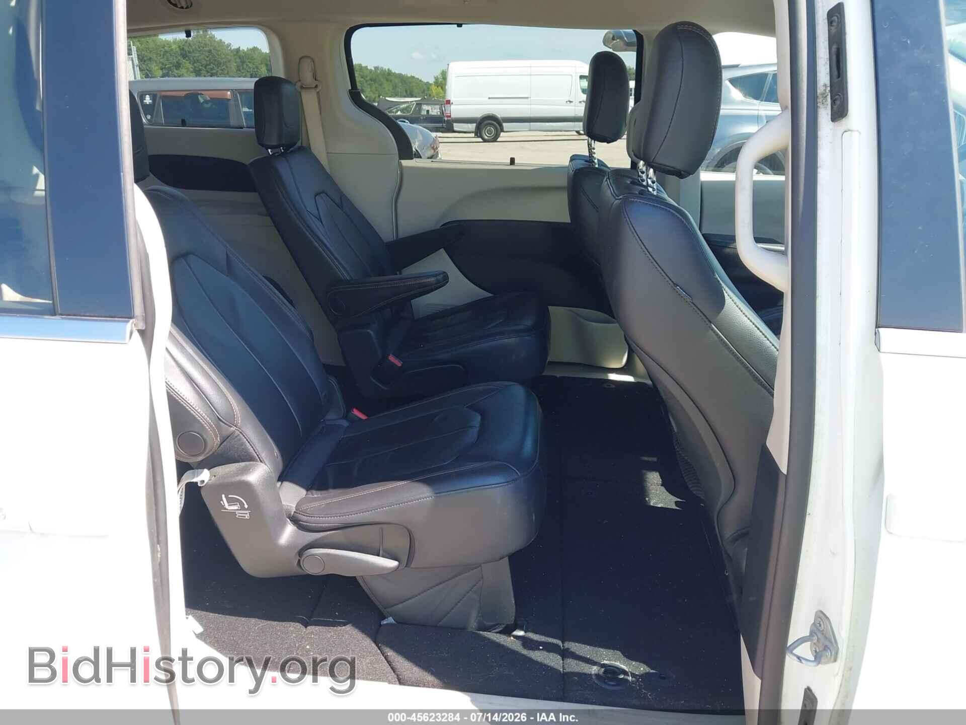2017 CHRYSLER PACIFICA - VIN: 2C4RC1BGXHR794196 - Photo 8