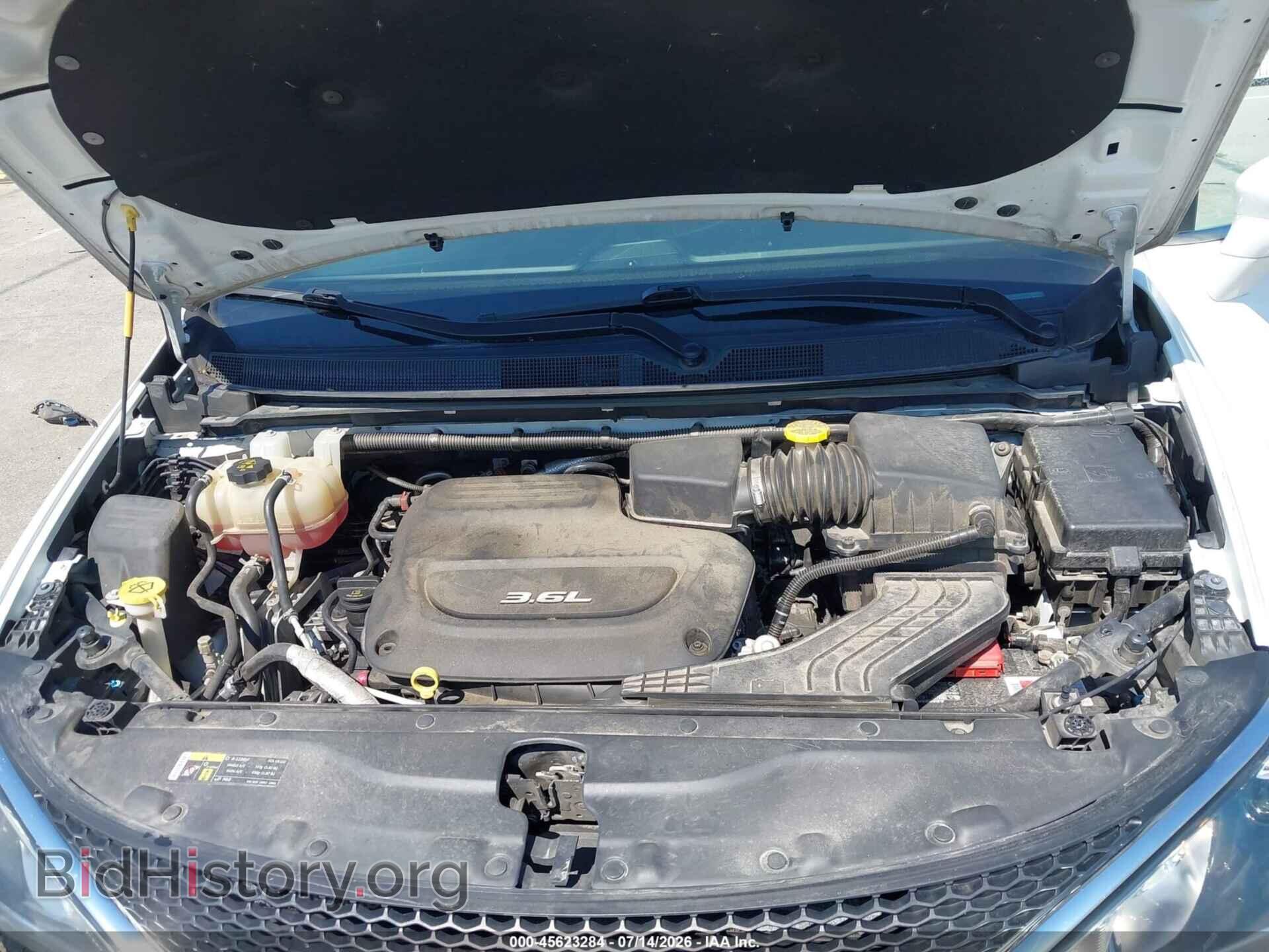 2017 CHRYSLER PACIFICA - VIN: 2C4RC1BGXHR794196 - Photo 10