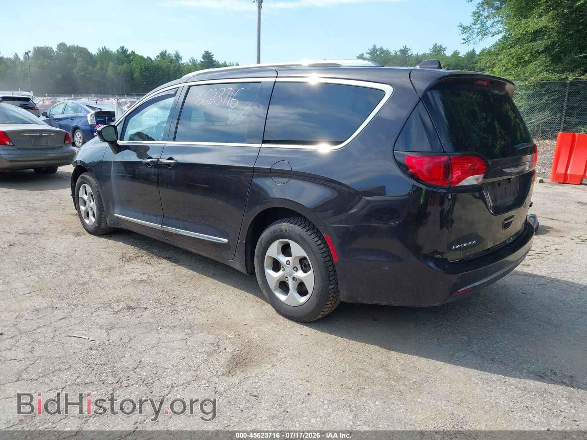 2017 CHRYSLER PACIFICA - VIN: 2C4RC1EG9HR525005 - Photo 3
