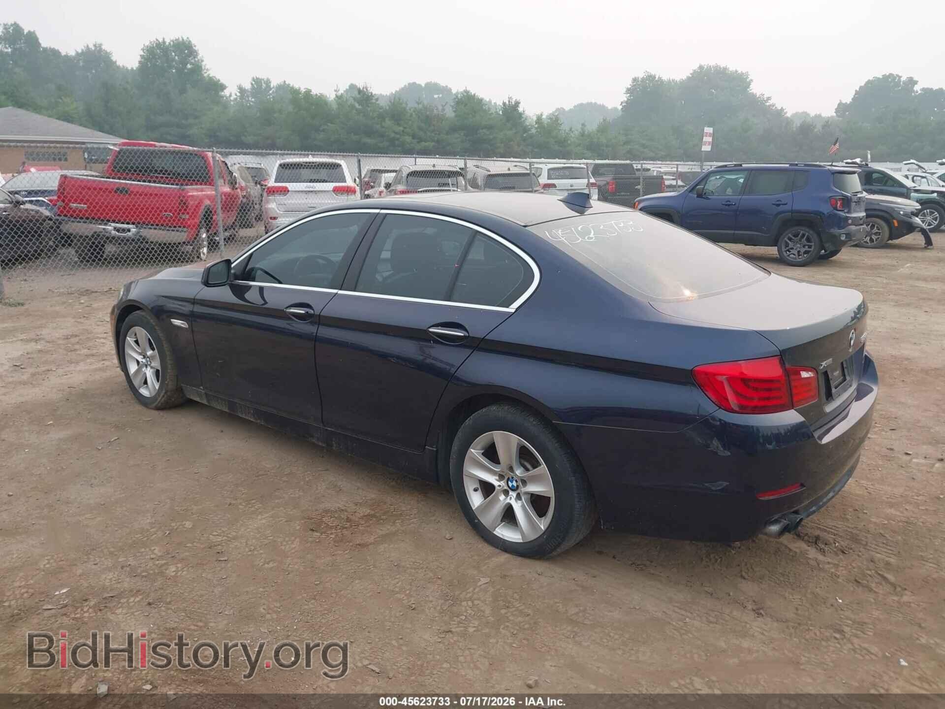2013 BMW 528I - VIN: WBAXH5C57DD113032 - Фото 3