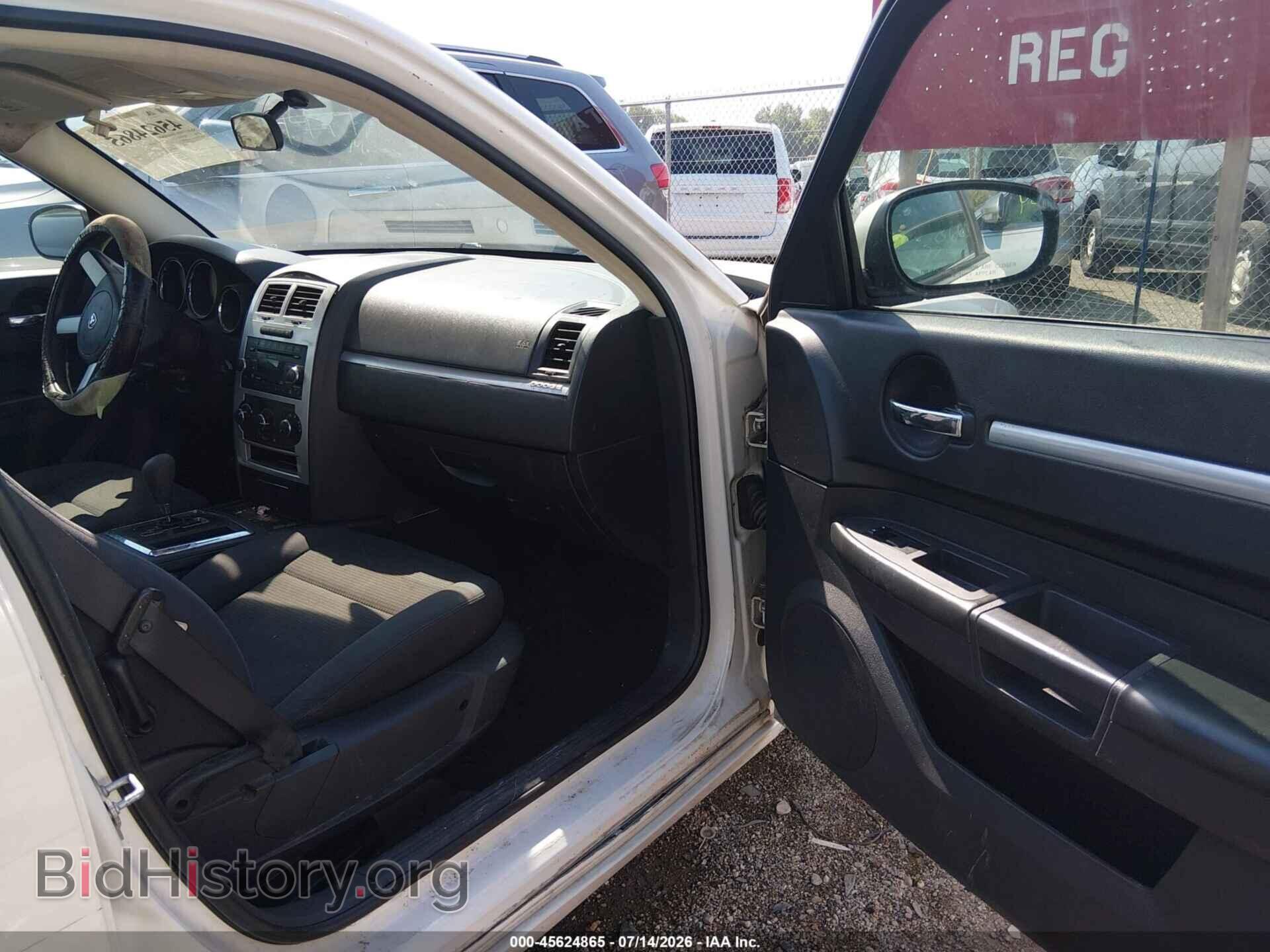 2010 DODGE CHARGER - VIN: 2B3CA3CVXAH228931 - Фото 5