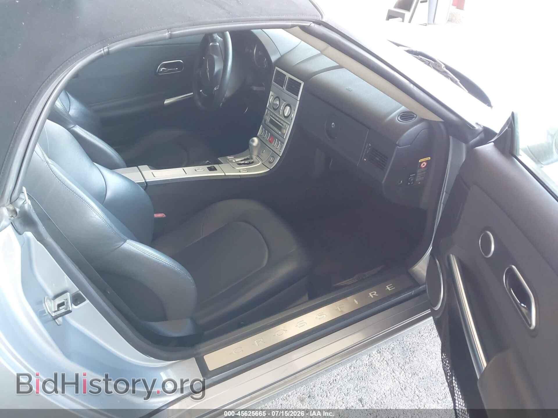 2005 CHRYSLER CROSSFIRE - VIN: 1C3AN65LX5X036633 - Фото 5