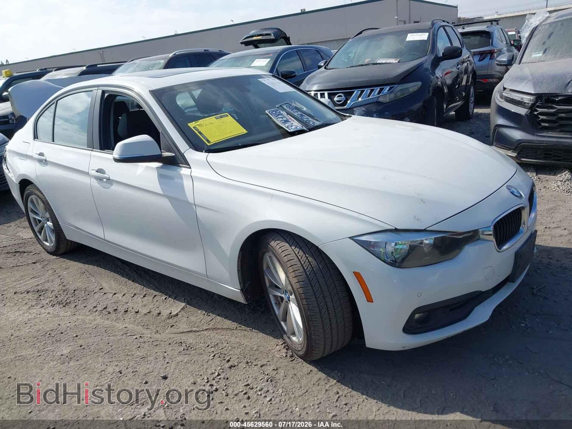 Фотография WBA8E5G55GNU20284 - BMW 320I 2016