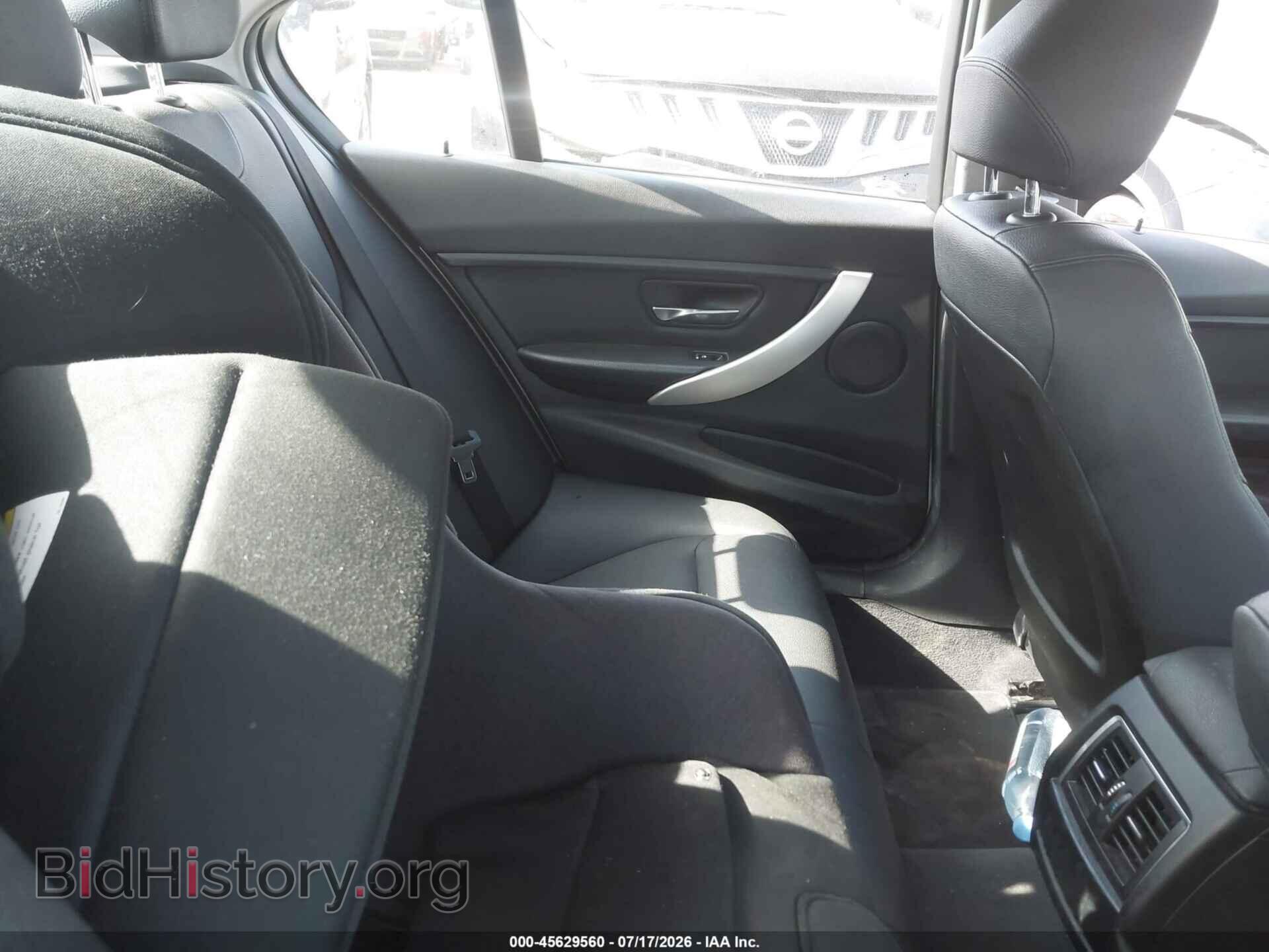 2016 BMW 320I - VIN: WBA8E5G55GNU20284 - Фото 8
