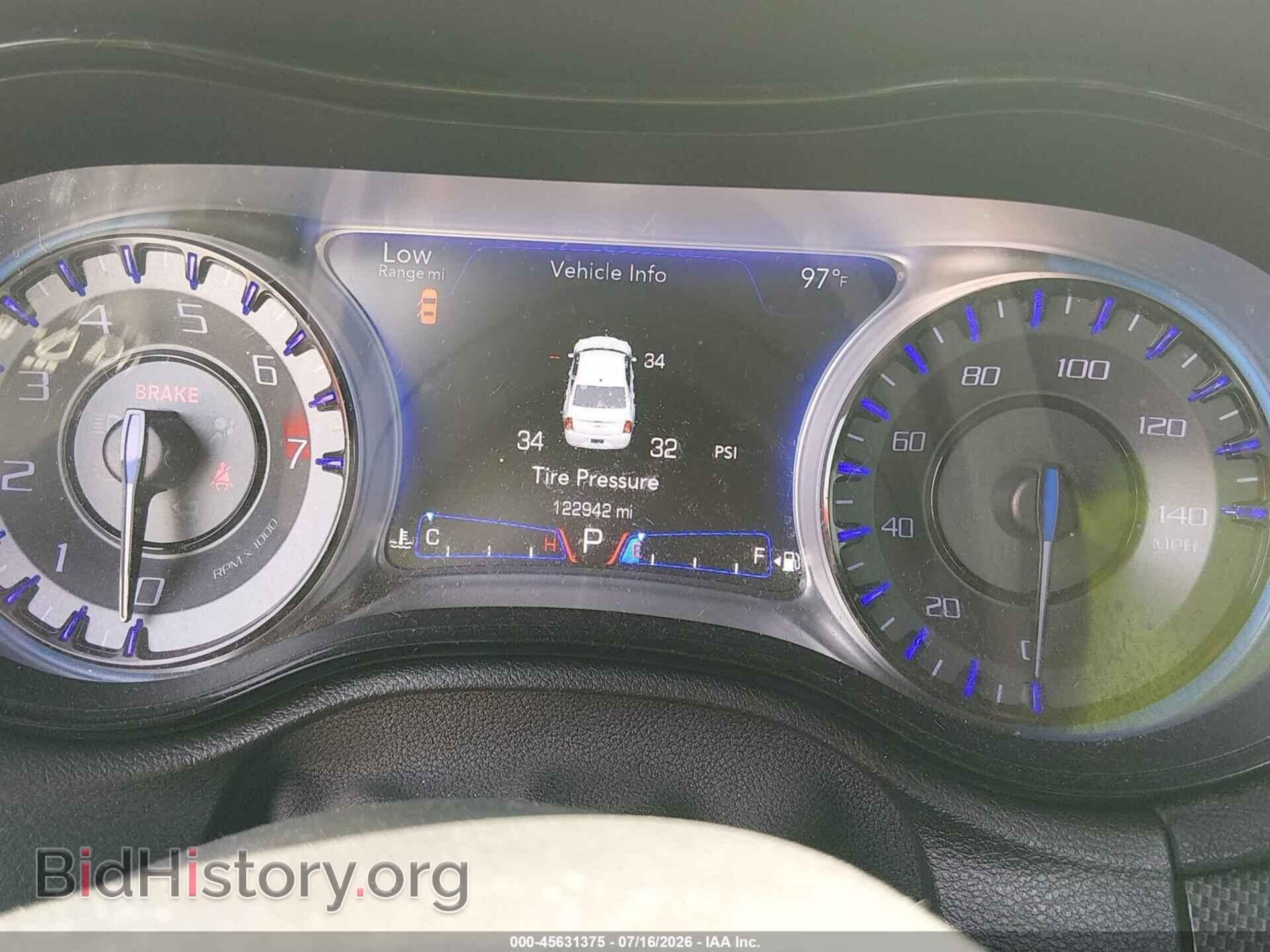 2015 CHRYSLER 300 - VIN: 2C3CCABG5FH829482 - Photo 7