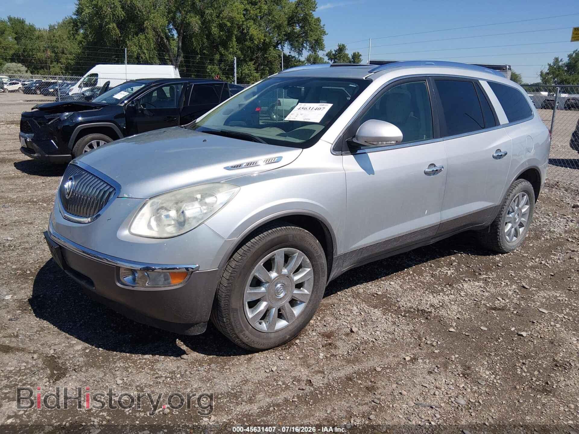 2012 BUICK ENCLAVE - VIN: 5GAKVCED0CJ275861 - Photo 2