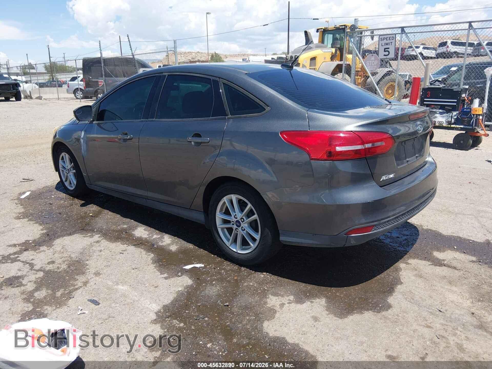 2017 FORD FOCUS - VIN: 1FADP3F2XHL304654 - Фото 3