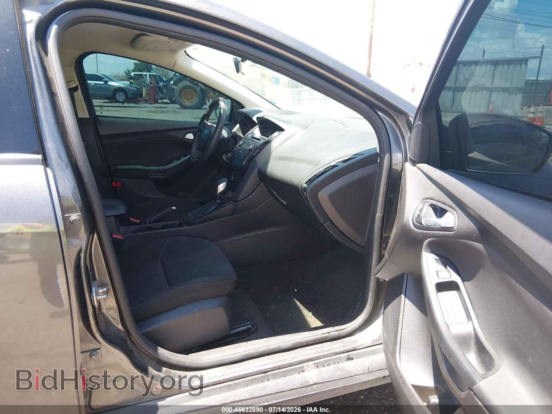 2017 FORD FOCUS - VIN: 1FADP3F2XHL304654 - Фото 5