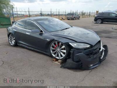 2015 Tesla MODEL S 85d/P85D, gray — VIN 5YJSA1E48FF116158, IAAI