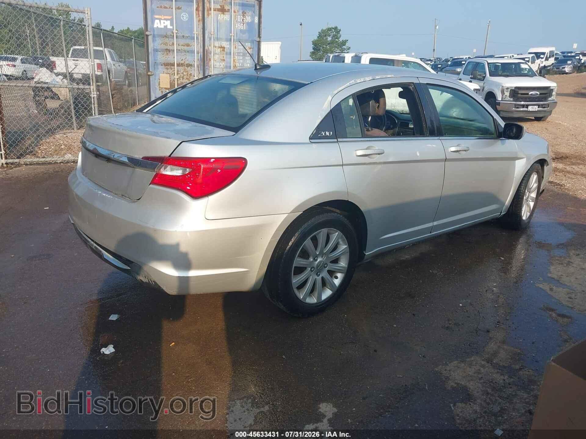 2012 CHRYSLER 200 - VIN: 1C3CCBAB4CN282428 - Photo 4