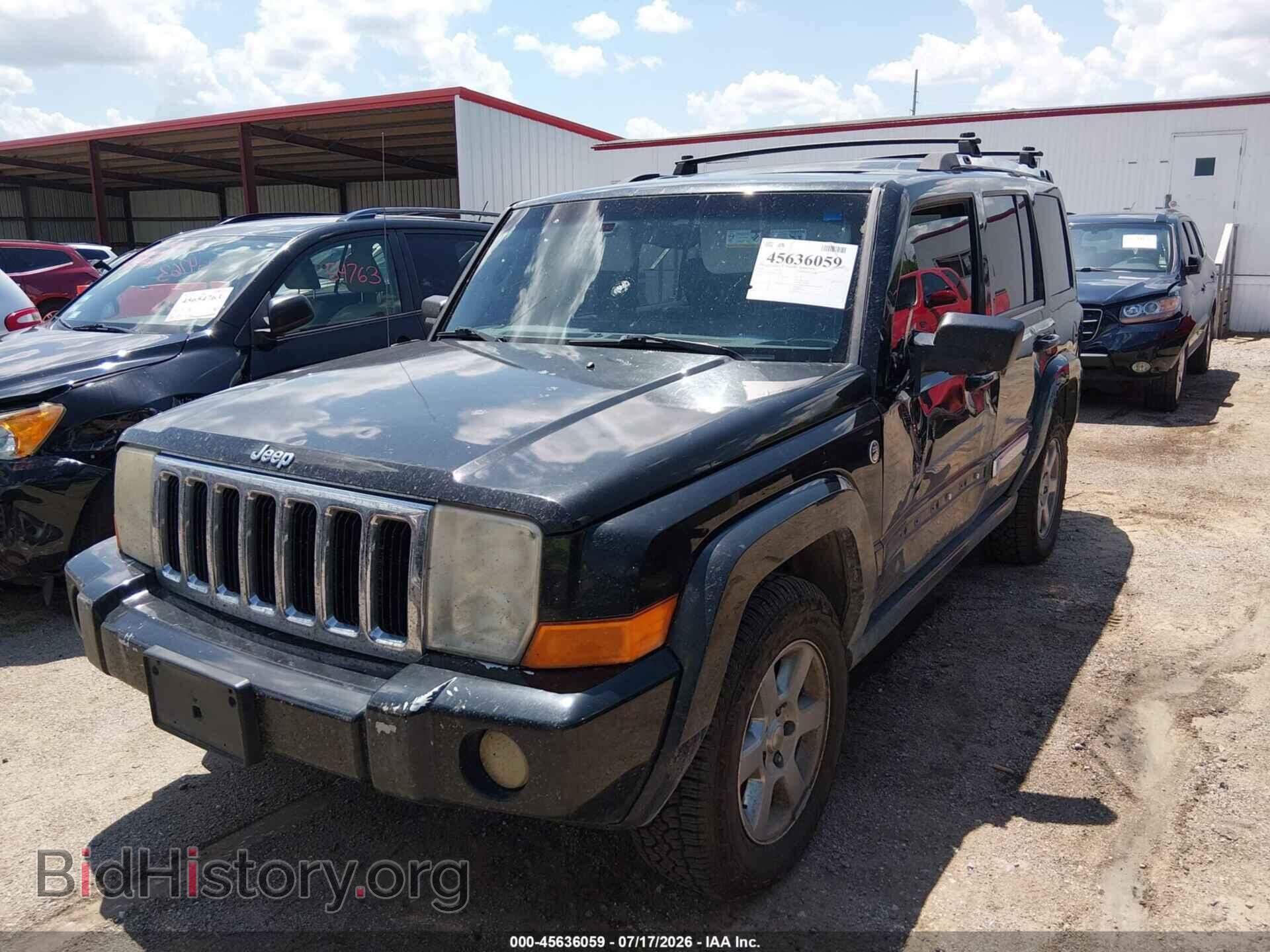2008 JEEP COMMANDER - VIN: 1J8HG58268C226693 - Photo 2