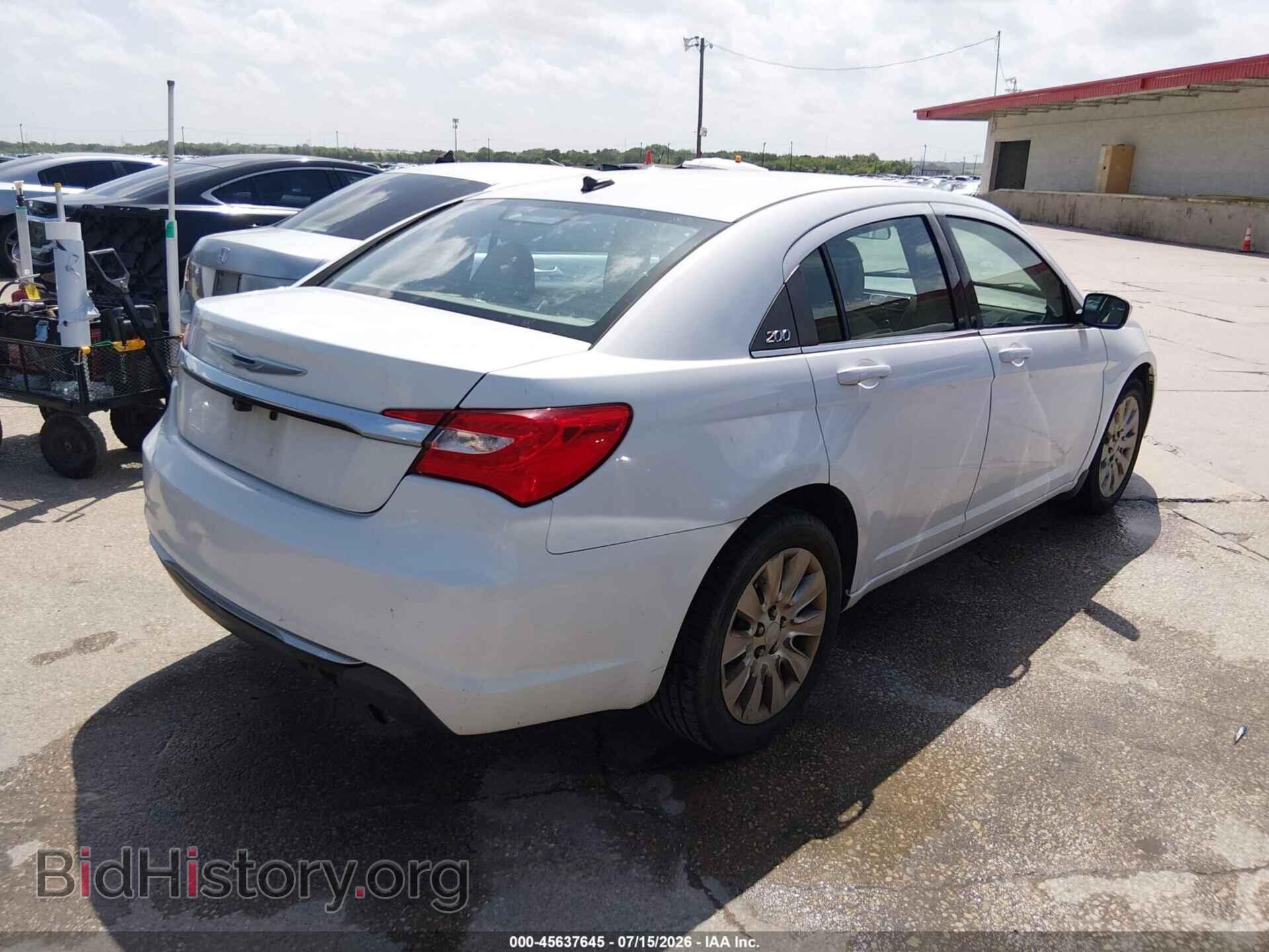 2014 CHRYSLER 200 - VIN: 1C3CCBAB1EN122073 - Photo 4