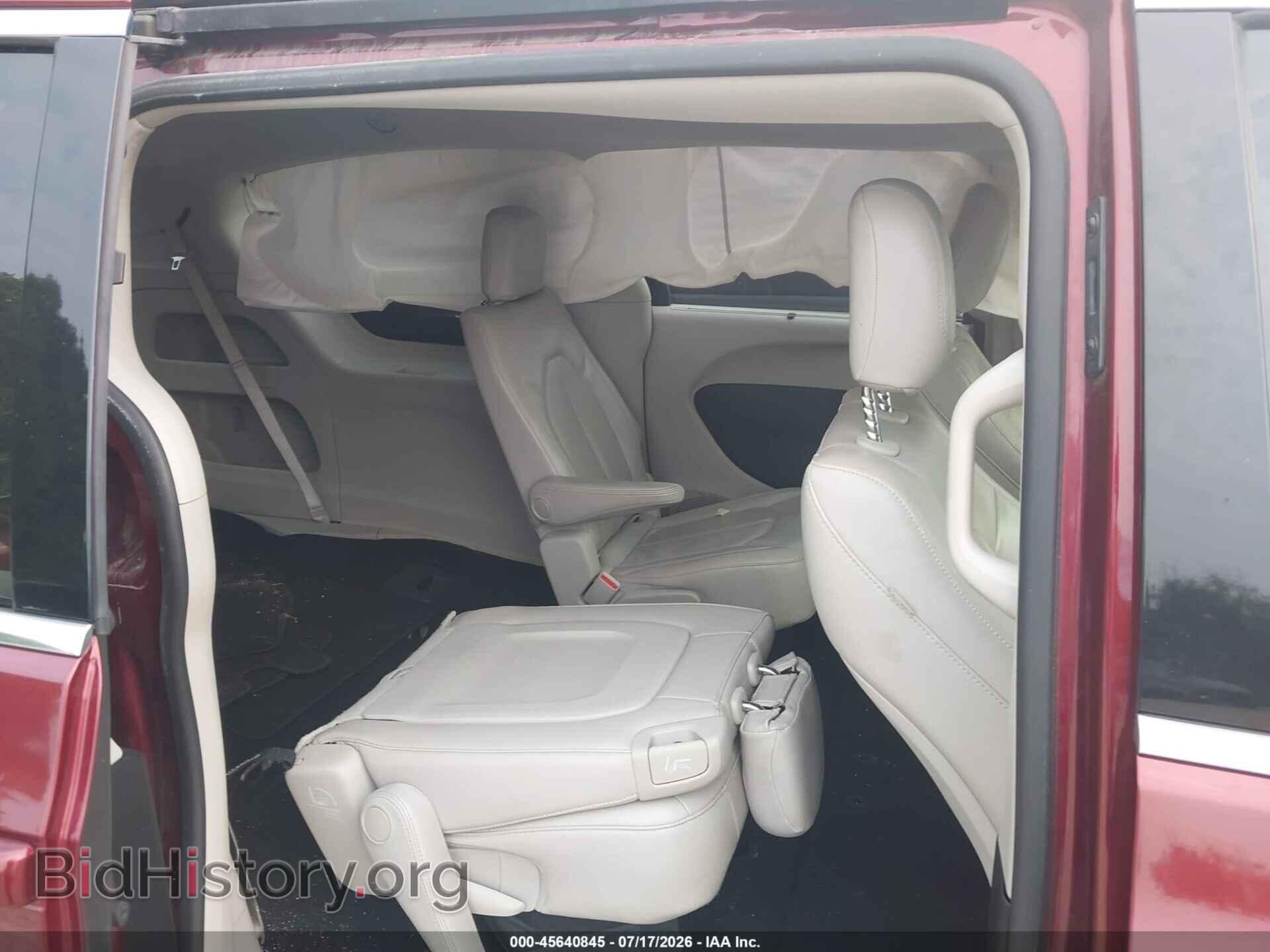 2018 CHRYSLER PACIFICA - VIN: 2C4RC1BG6JR104787 - Фото 8