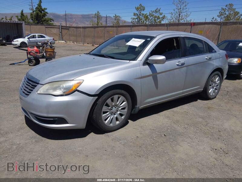 2012 Chrysler 200 (VIN 1C3CCBAB4CN319896) — фото 2 из 11