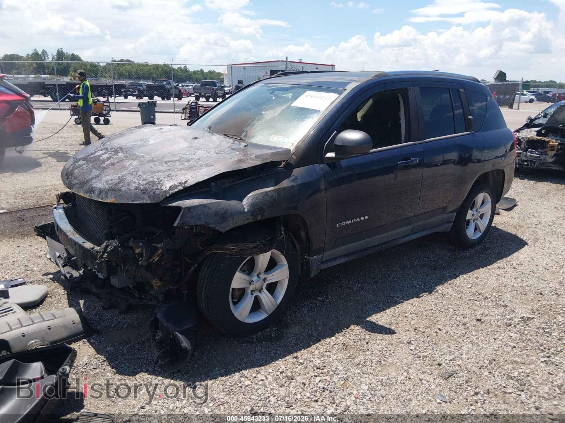 2013 JEEP COMPASS - VIN: 1C4NJCEA2DD276507 - Photo 2