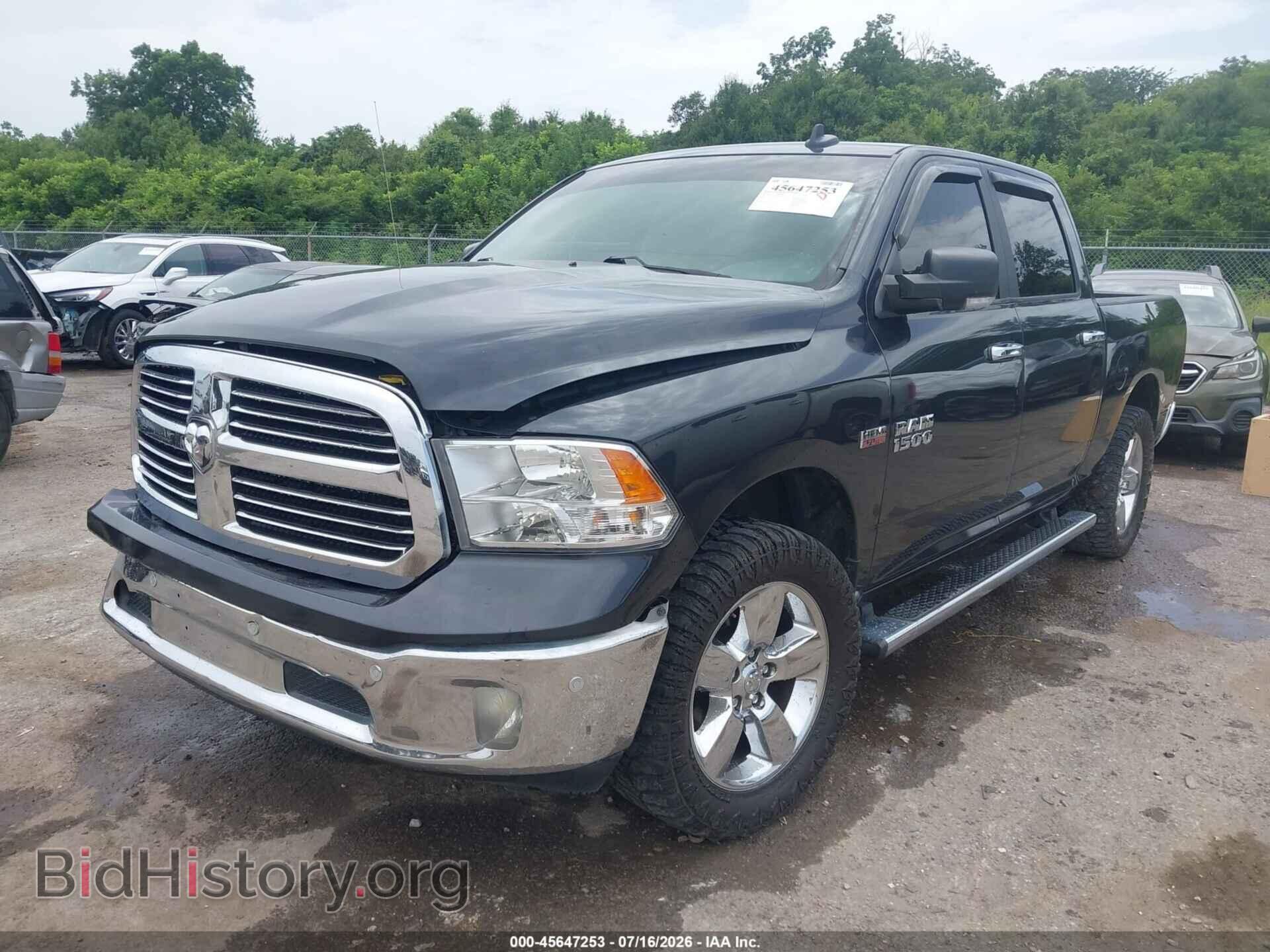 2017 RAM 1500 - VIN: 3C6RR6LT5HG687075 - Фото 2