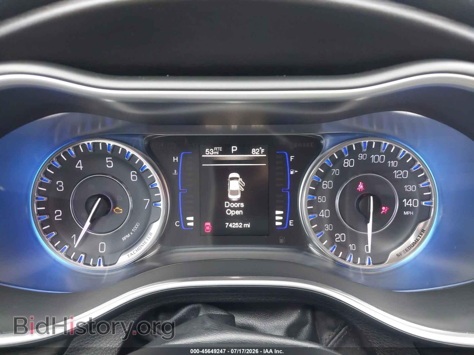 2015 CHRYSLER 200 - VIN: 1C3CCCABXFN748440 - Фото 7