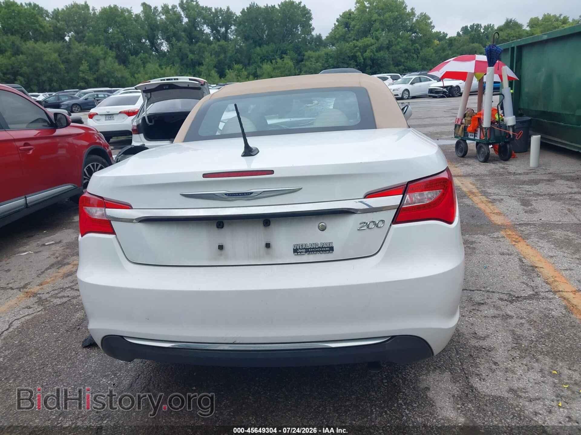 2011 CHRYSLER 200 - VIN: 1C3BC2EB0BN549777 - Photo 17