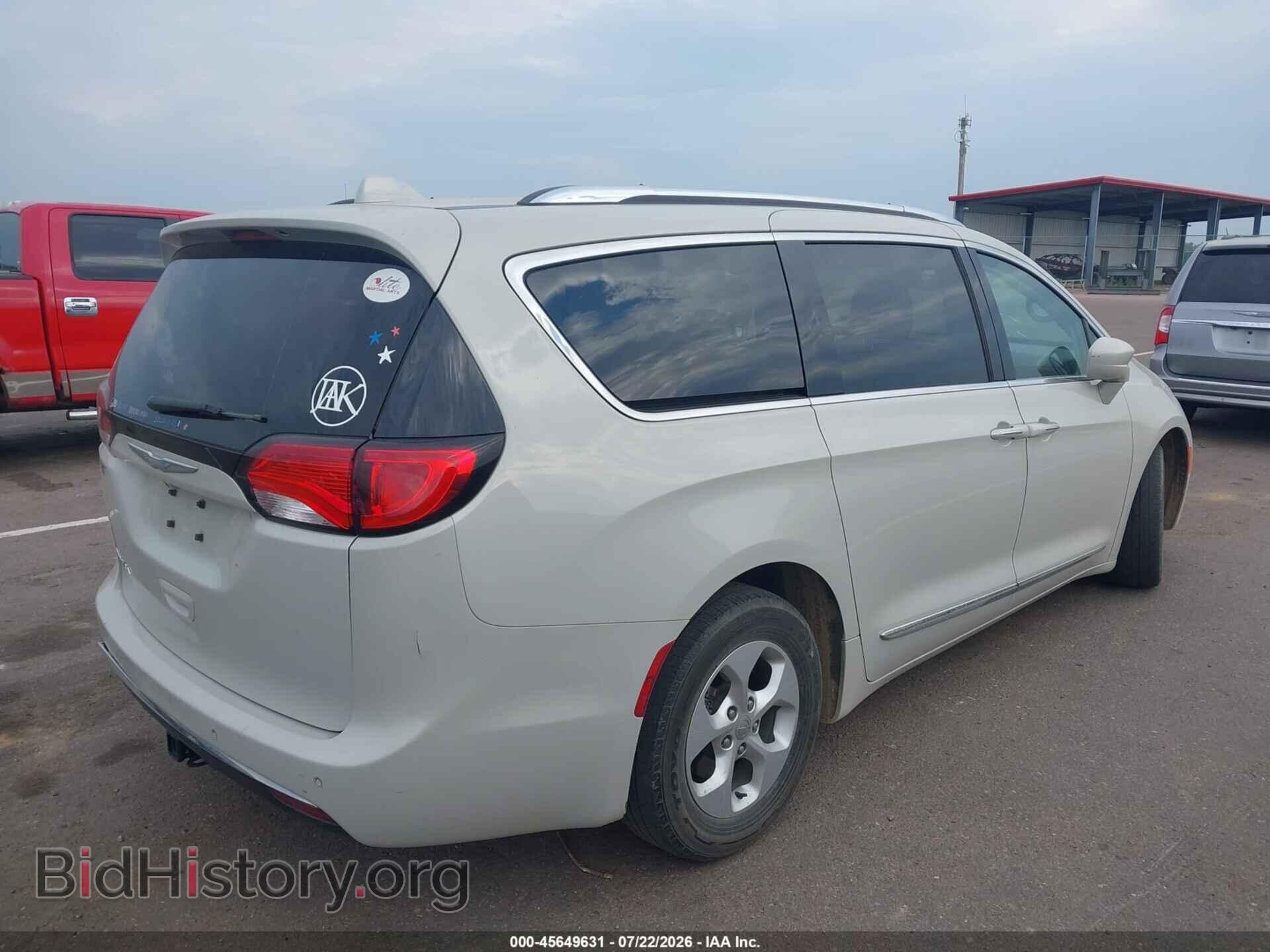 2017 CHRYSLER PACIFICA - VIN: 2C4RC1EG9HR777935 - Фото 4