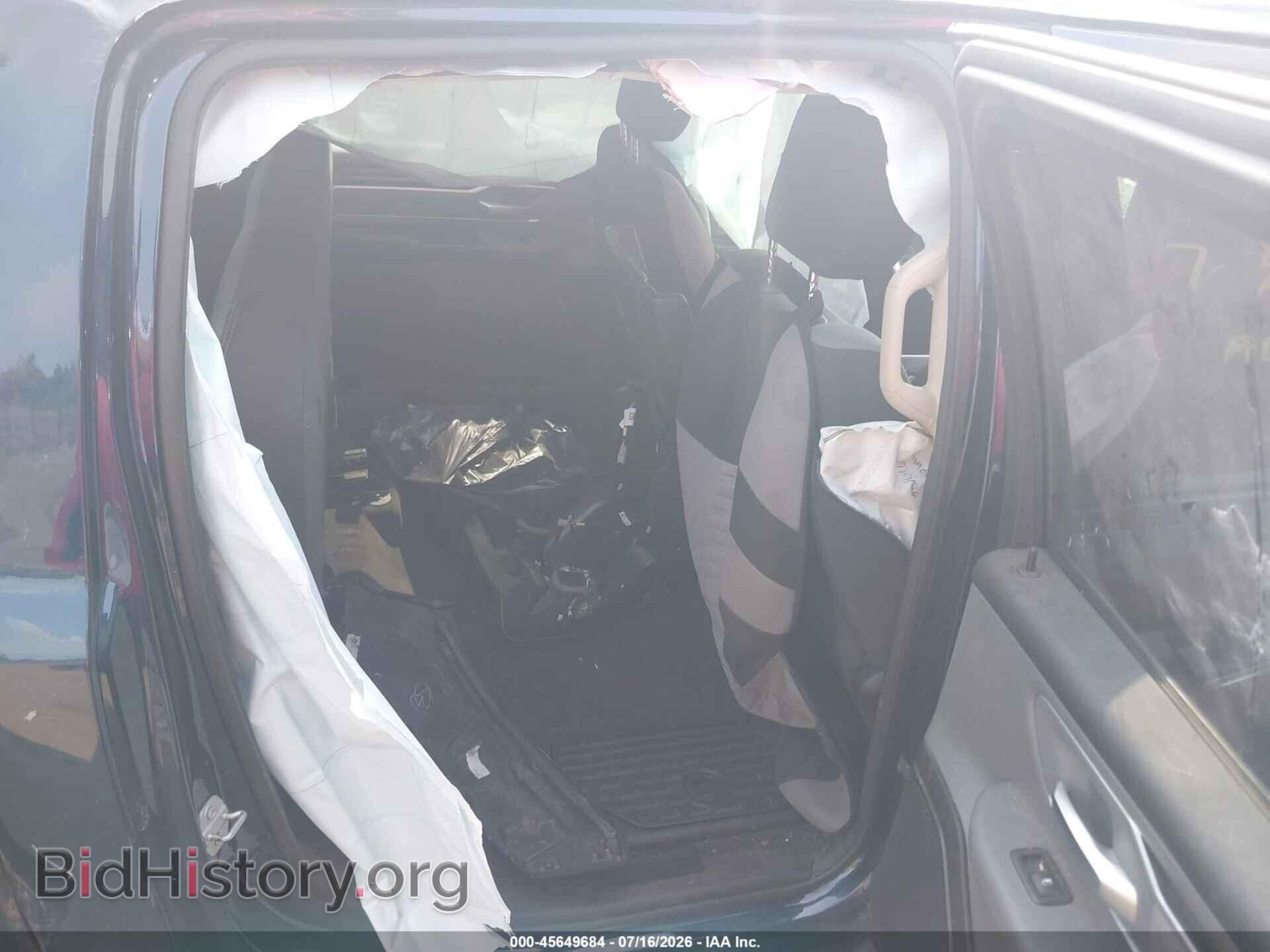 2020 RAM 1500 - VIN: 1C6SRFMT0LN386813 - Фото 8