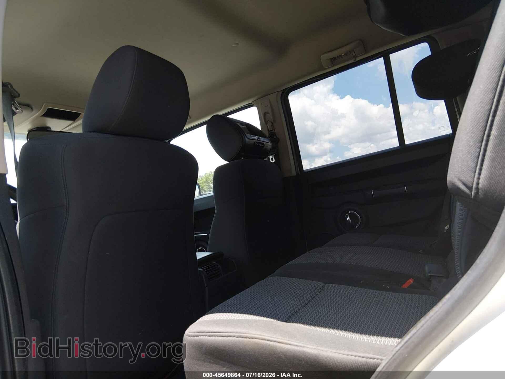 2010 JEEP COMMANDER - VIN: 1J4RH4GK3AC157658 - Фото 8