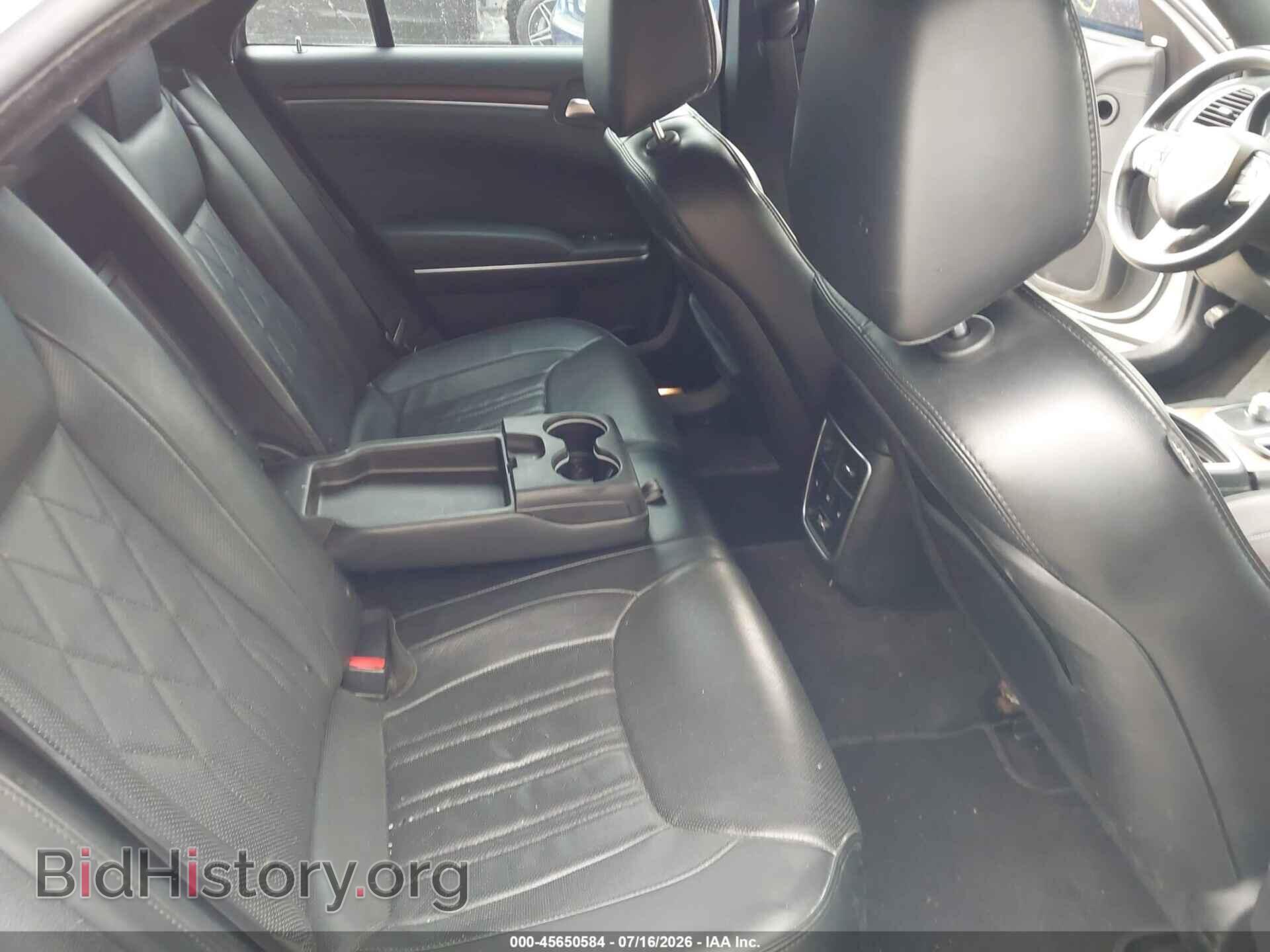 2015 CHRYSLER 300C - VIN: 2C3CCAPG1FH802854 - Photo 8