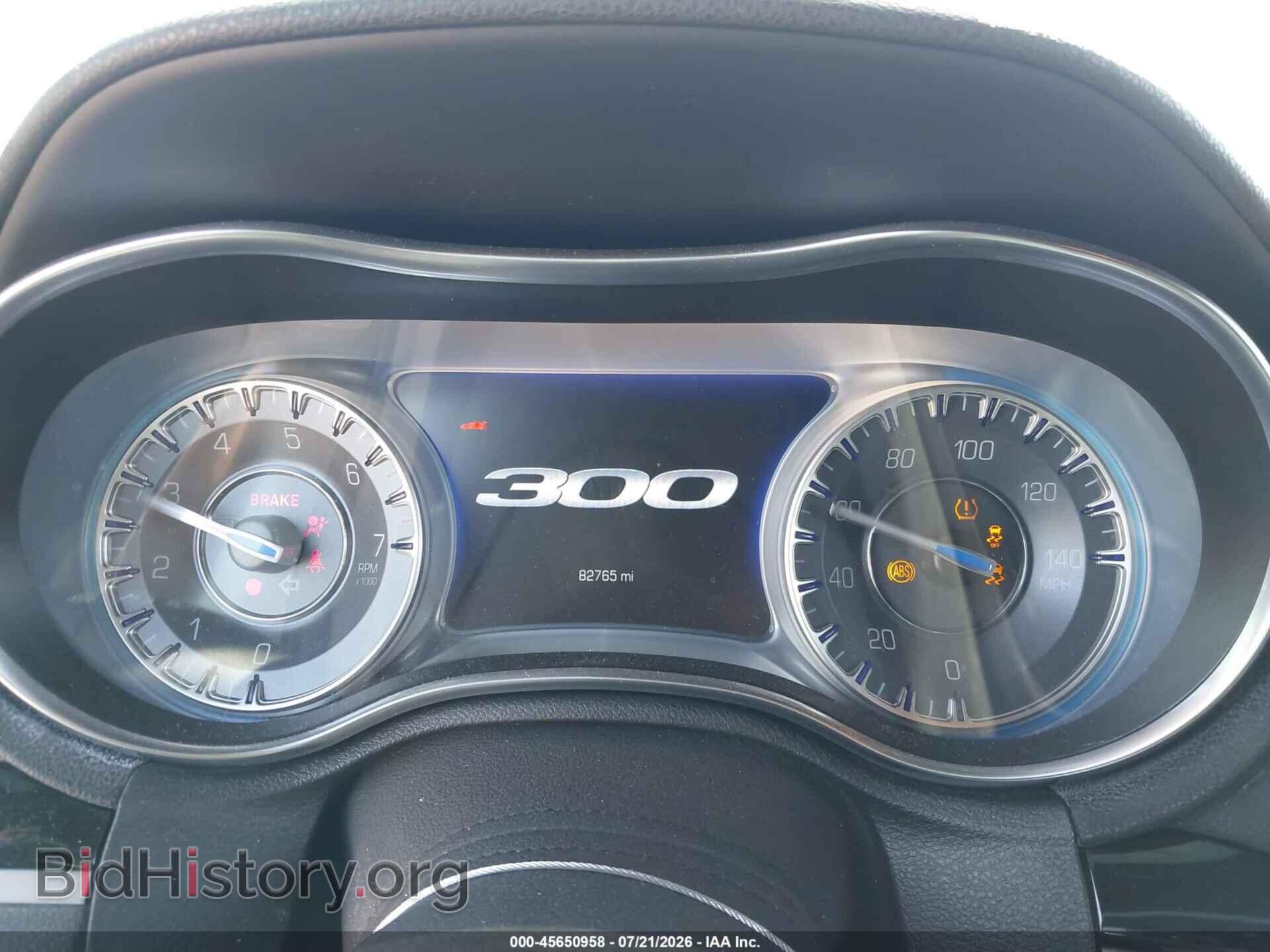 2018 CHRYSLER 300 - VIN: 2C3CCABG5JH190884 - Фото 7