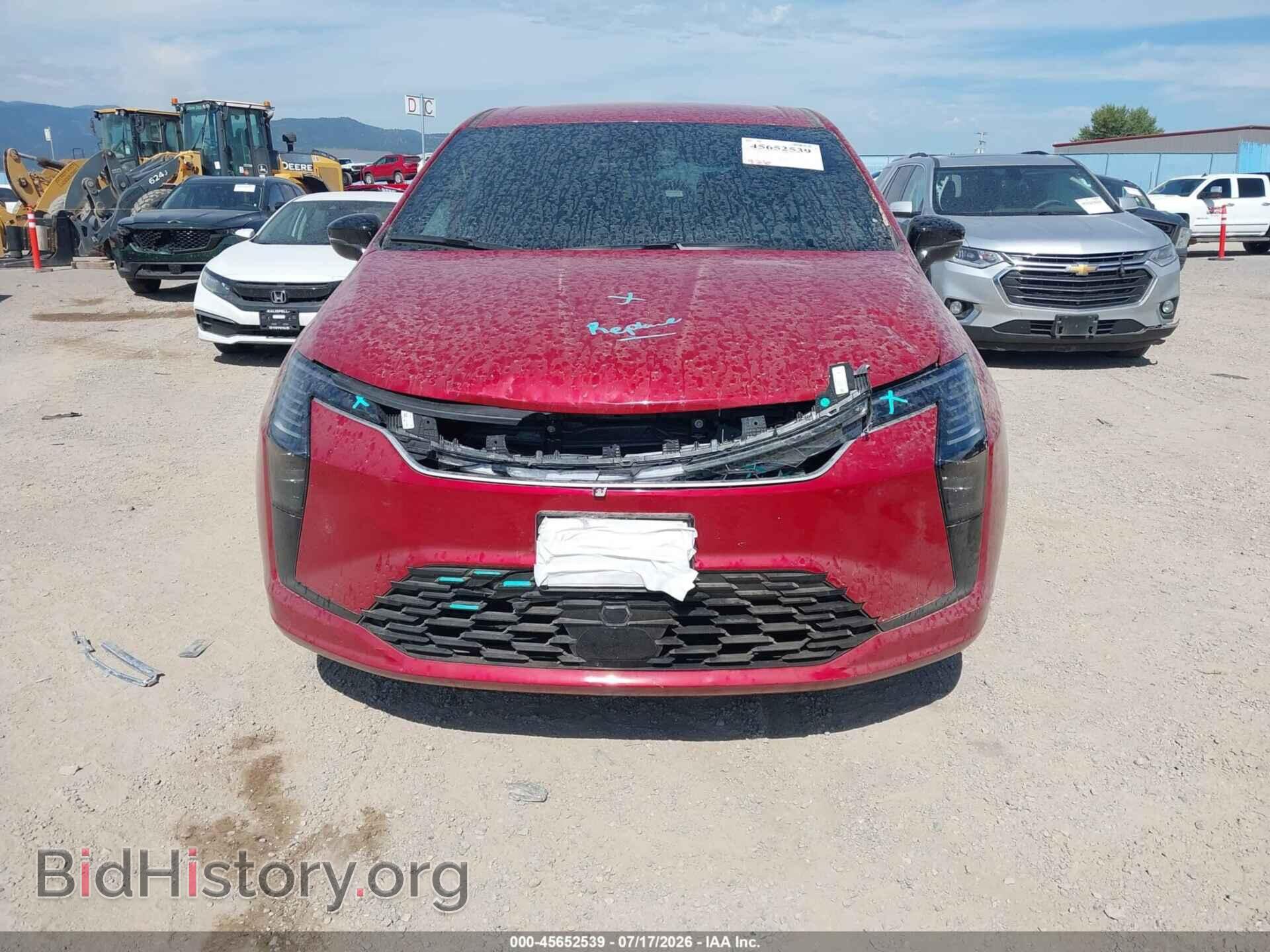 2027 CHRYSLER PACIFICA - VIN: 2C4RC1BG8VR553216 - Photo 12
