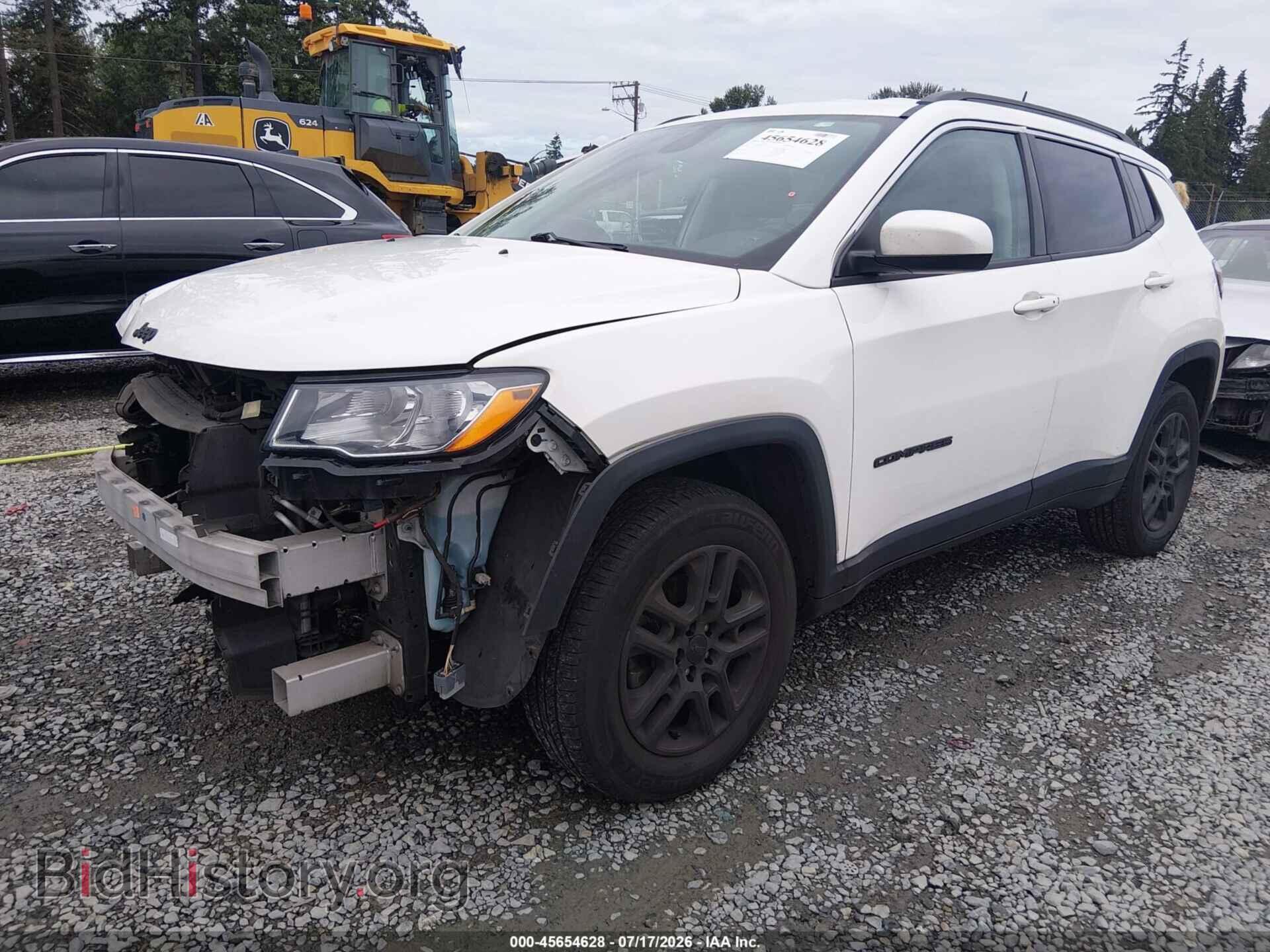 2017 JEEP COMPASS - VIN: 3C4NJDBB0HT611122 - Photo 2
