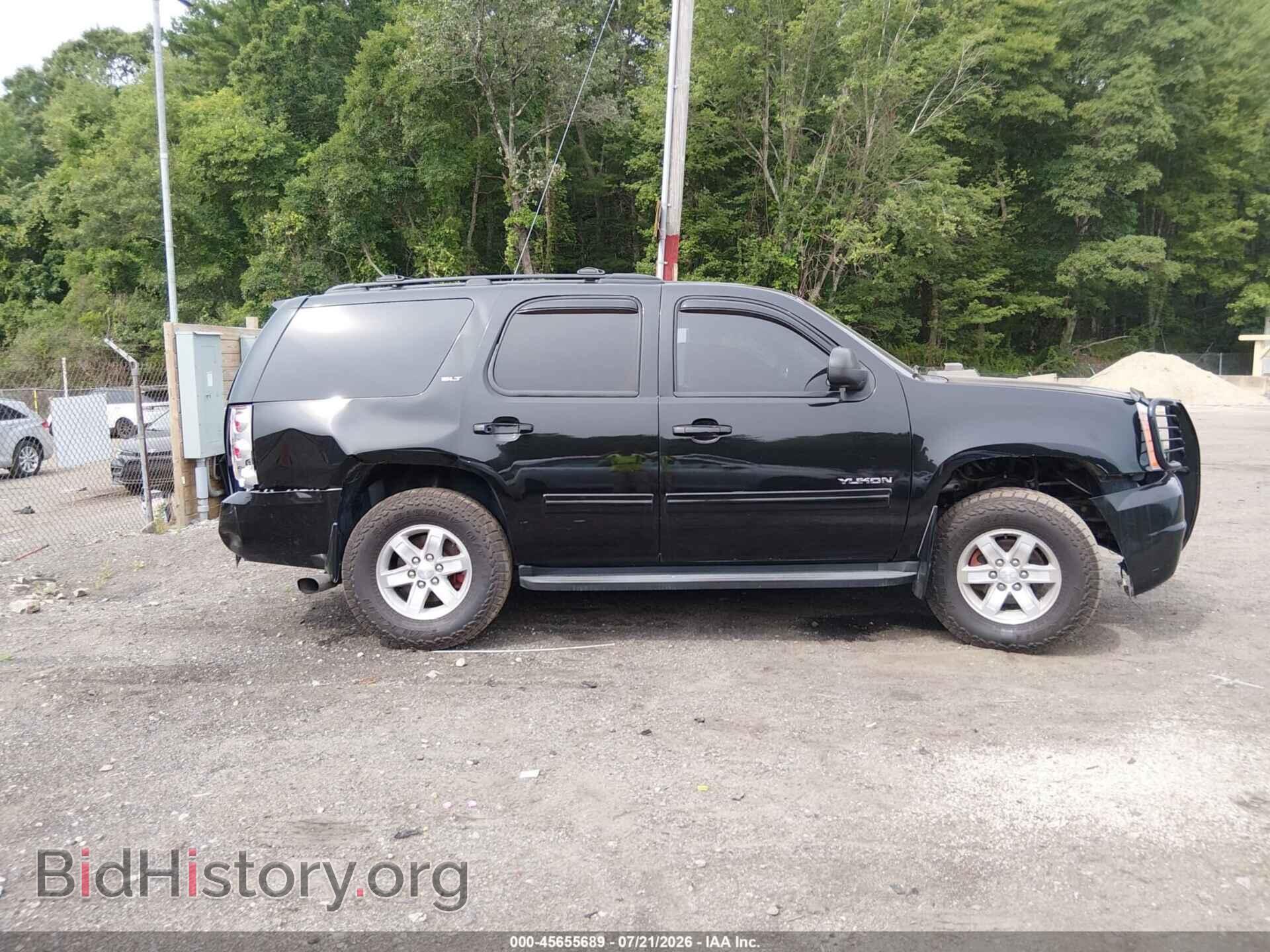2011 GMC YUKON - VIN: 1GKS2CE03BR110430 - Photo 13